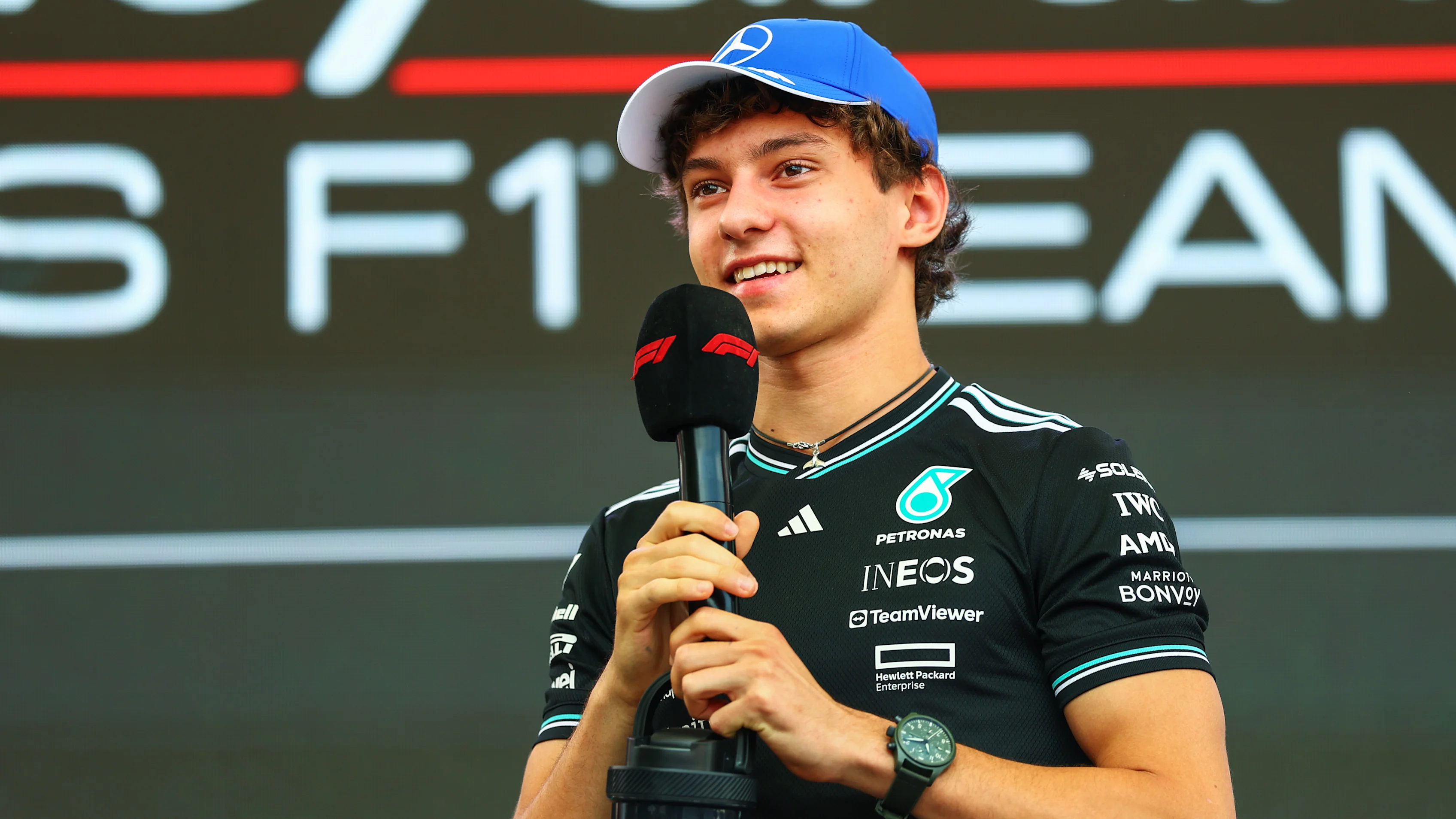 安东内利对“艰难”匈牙利大奖赛后获得积分感到满意