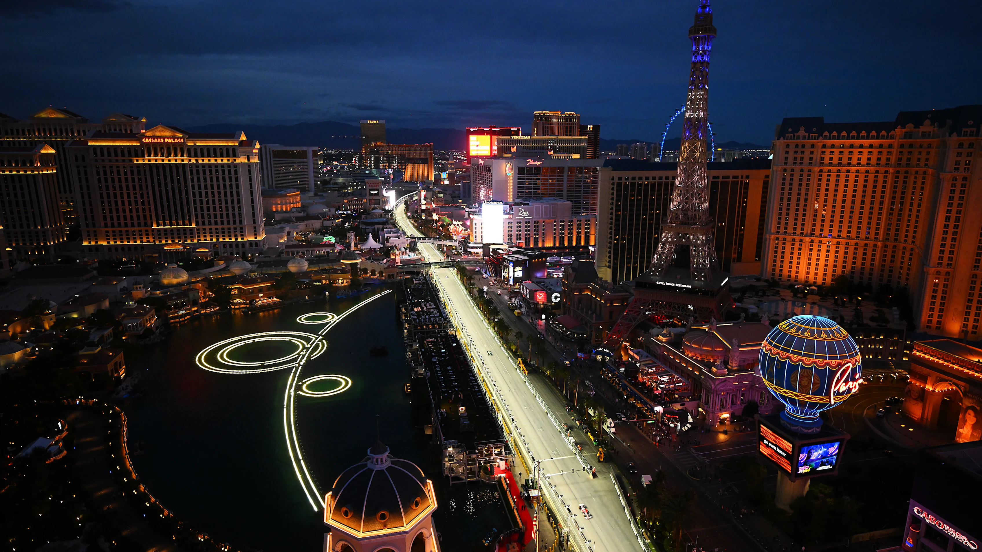 LAS VEGAS, NEVADA - NOVEMBER 20: Lewis Hamilton of Great Britain driving the (44) Scuderia Ferrari