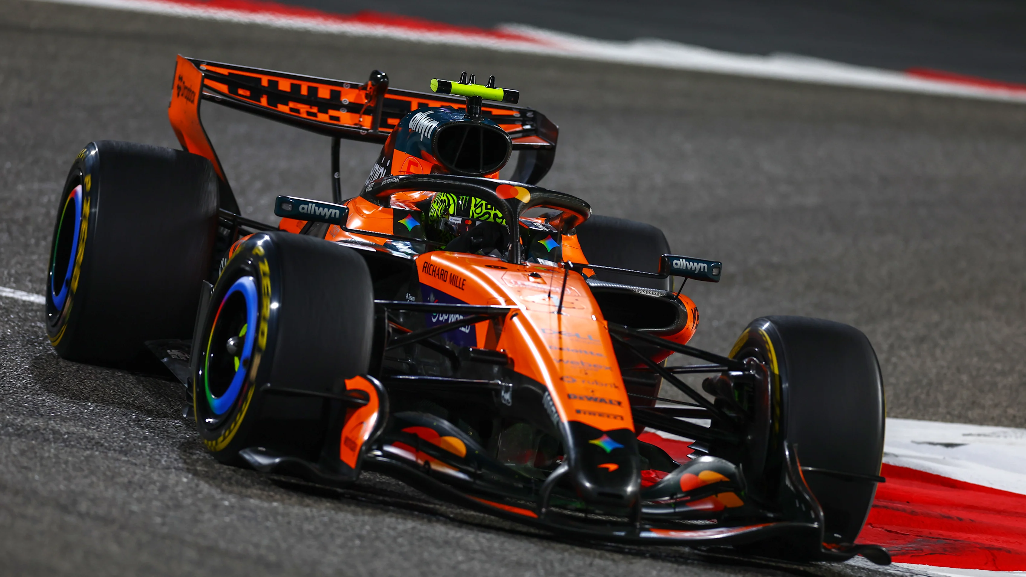 BAHRAIN, BAHRAIN - FEBRUARY 20: Lando Norris of Great Britain driving the (1) McLaren MCL40