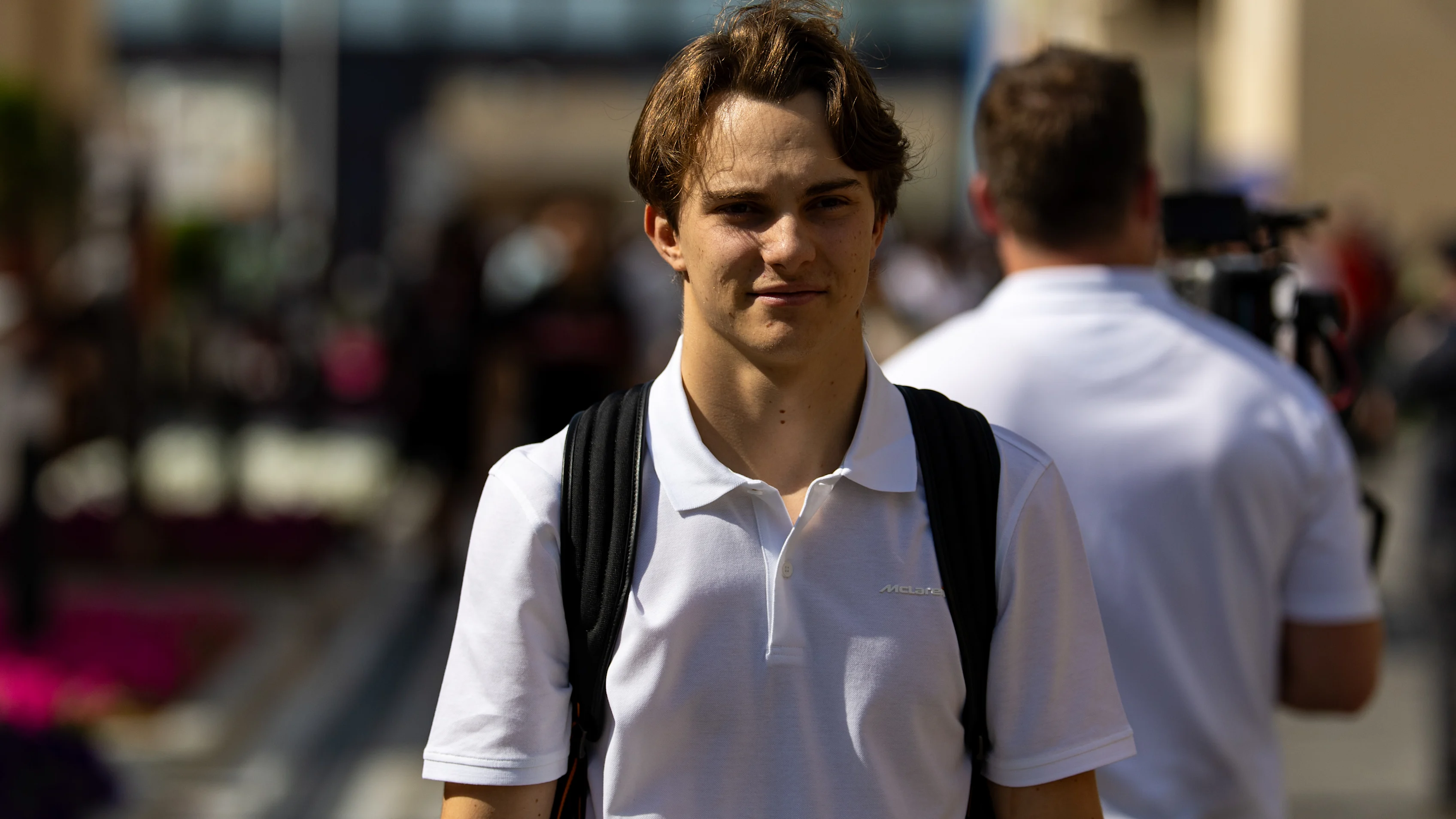 ABU DHABI, UNITED ARAB EMIRATES - NOVEMBER 23: Oscar Piastri of Australia and McLaren F1 walks in