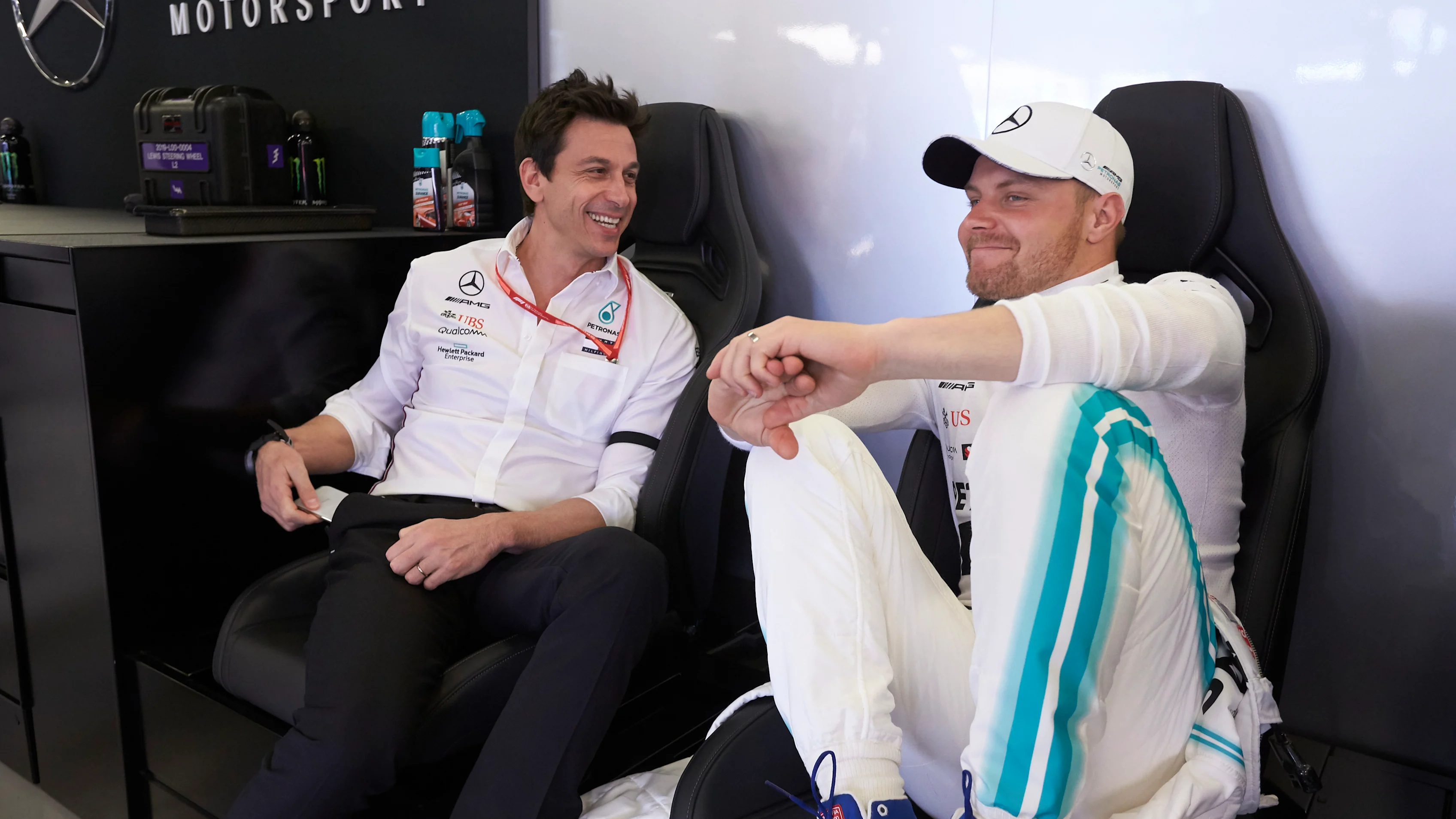 MELBOURNE GRAND PRIX CIRCUIT, AUSTRALIA - MARCH 16: Toto Wolff, Executive Director (Business),