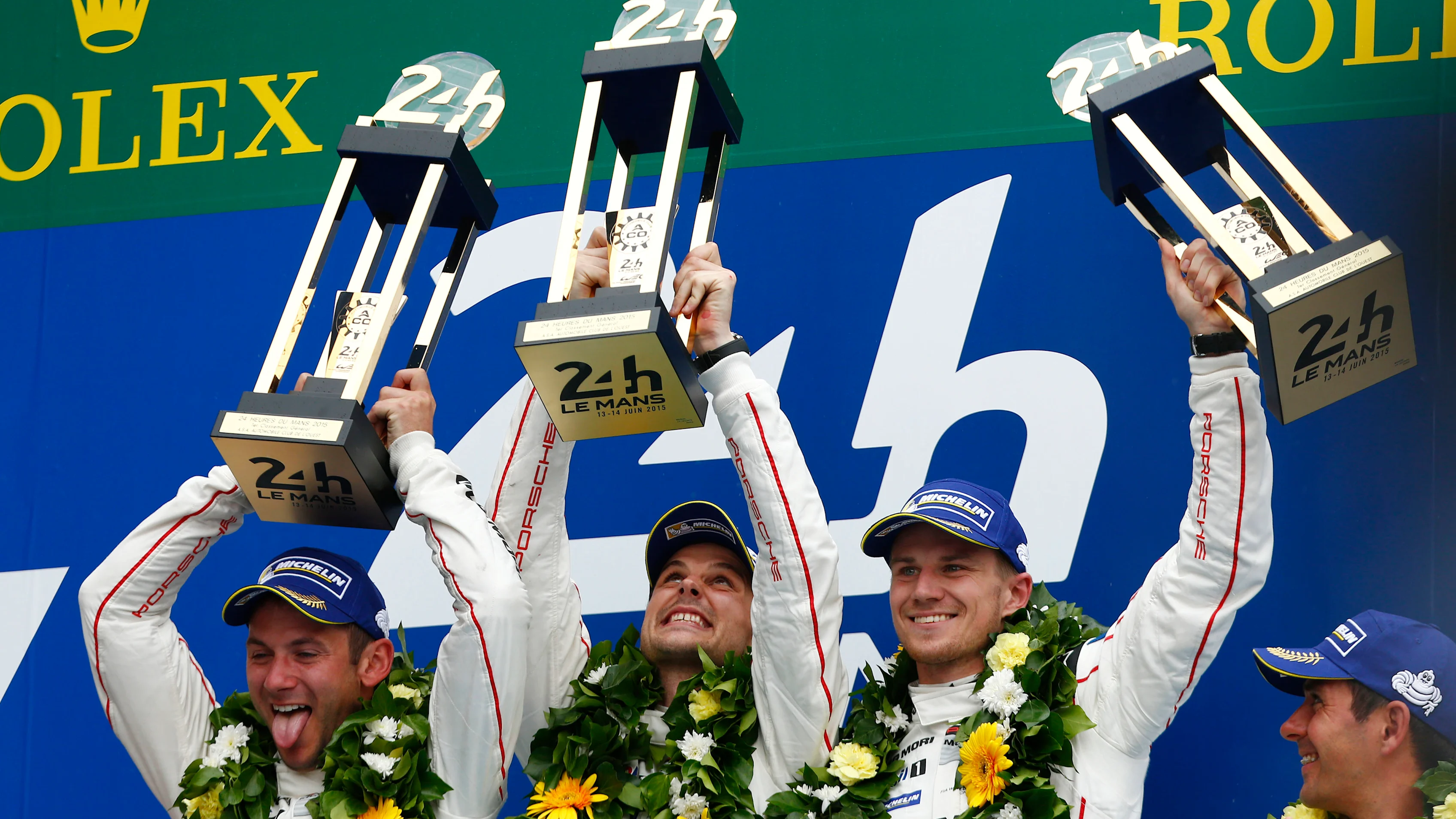 BAHRAIN, BAHRAIN - MARCH 02: Nico Hulkenberg of Germany driving the (27) Haas F1 VF-24 Ferrari