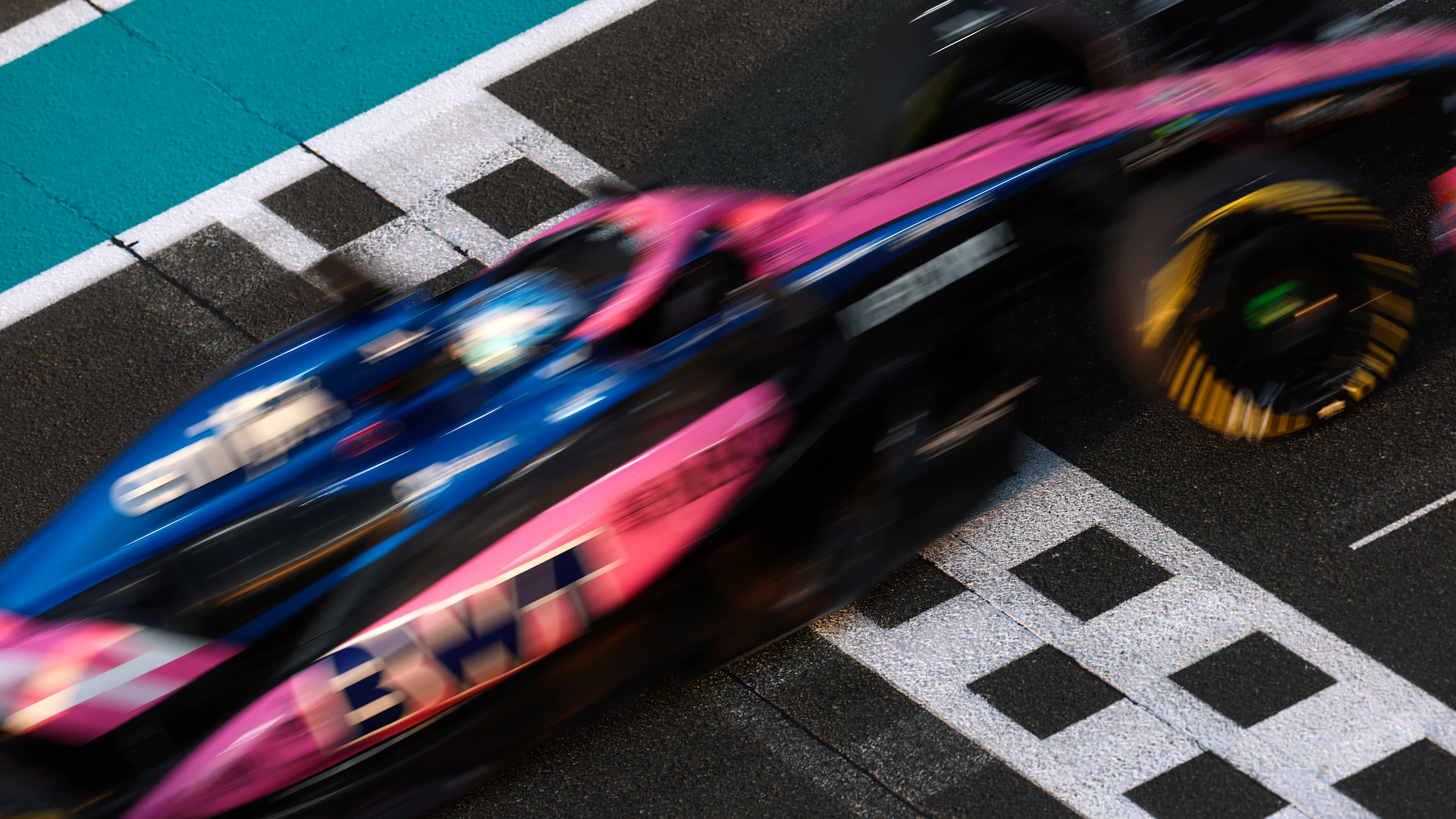 ABU DHABI, UNITED ARAB EMIRATES - DECEMBER 09: Pierre Gasly of France driving the (10) Alpine F1