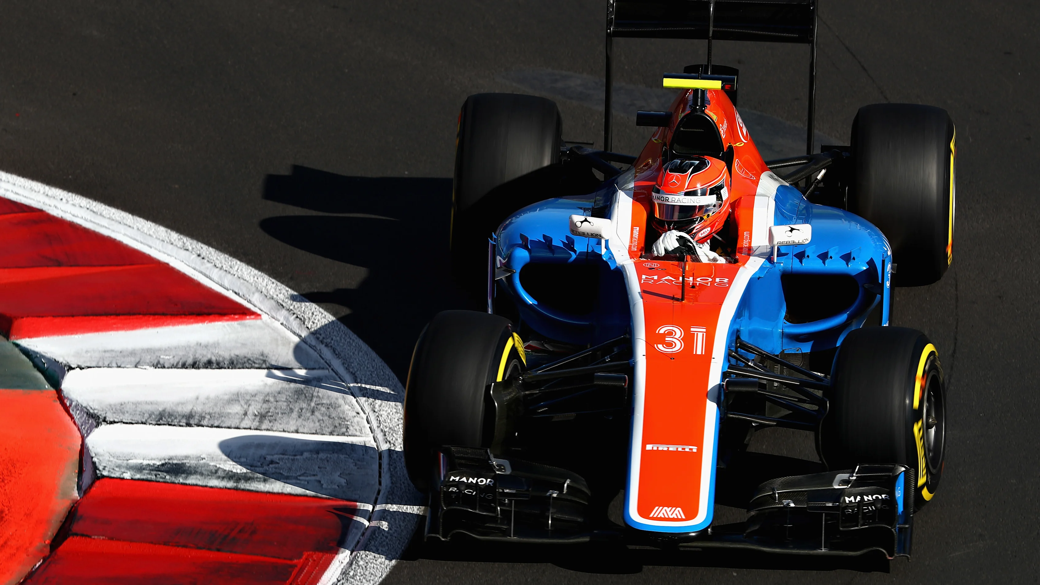 MEXICO CITY, MEXICO - OCTOBER 29:  Esteban Ocon of France driving the (31) Manor Racing