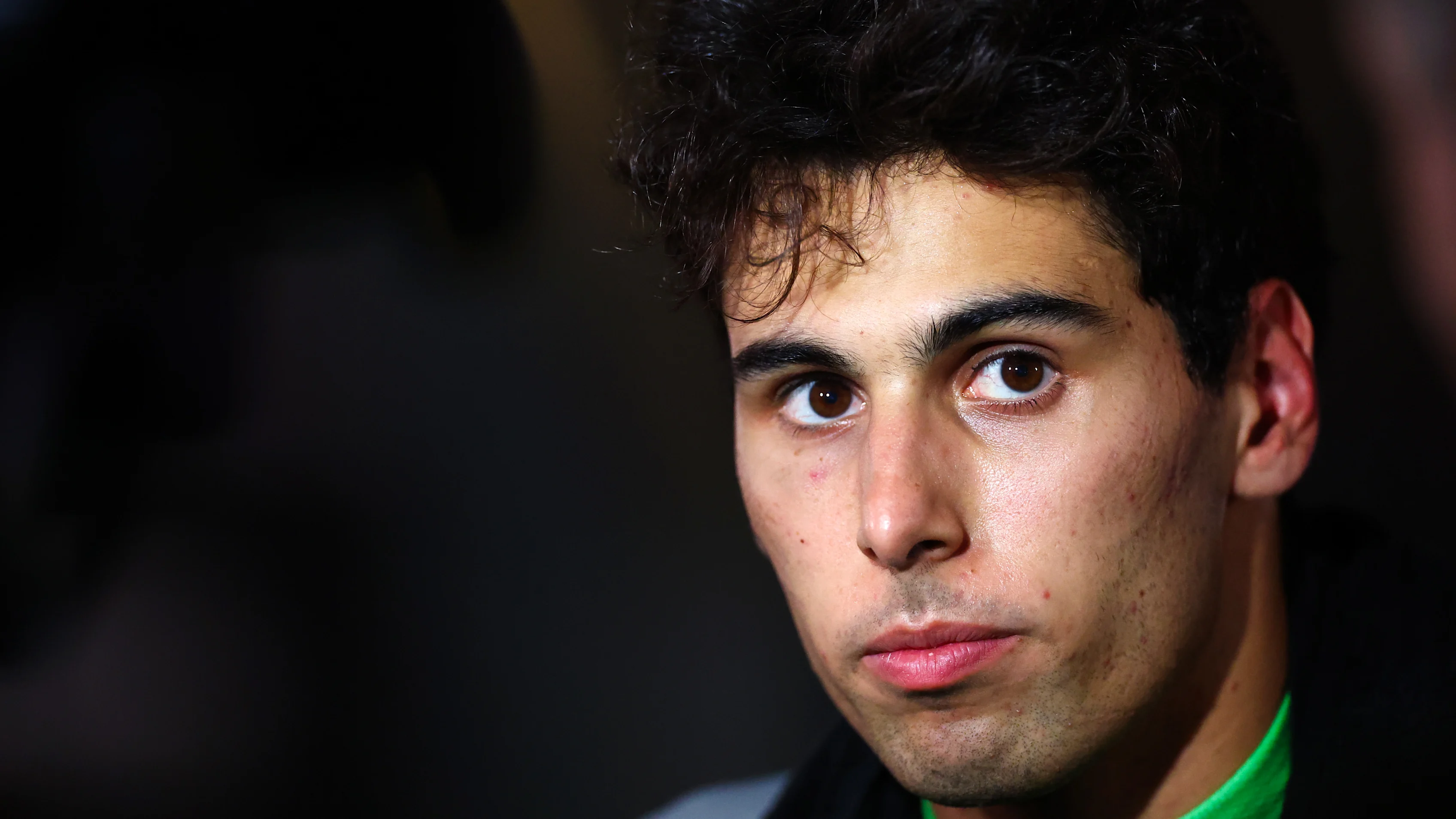 JEDDAH, SAUDI ARABIA - APRIL 19: Twentieth placed qualifier Gabriel Bortoleto of Brazil and Stake