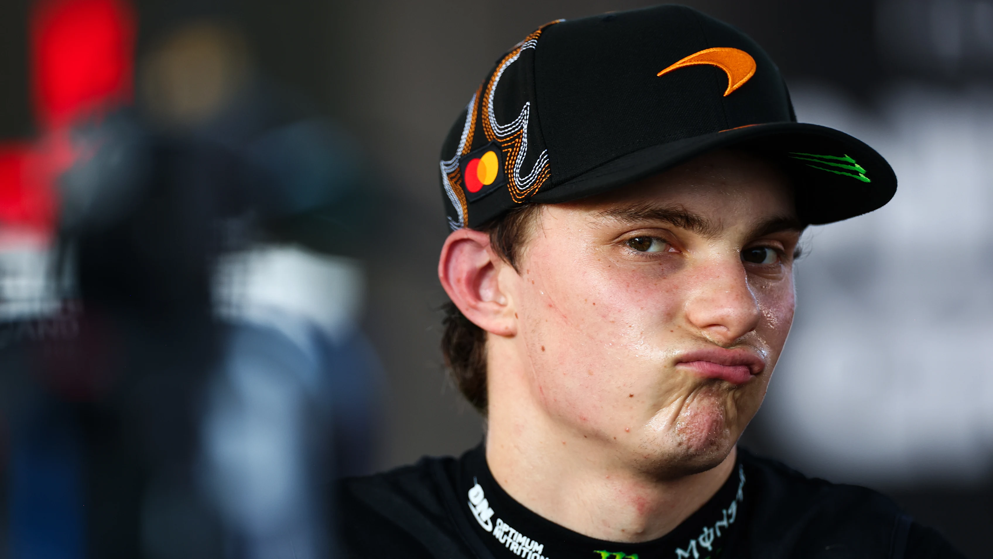 AUSTIN, TEXAS - OCTOBER 18: Sixth placed qualifier Oscar Piastri of Australia and McLaren in parc