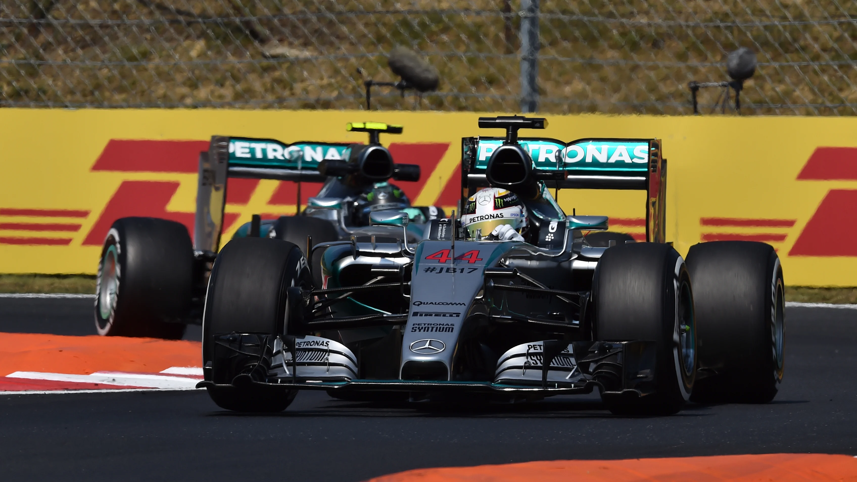 Lewis Hamilton (GBR) Mercedes AMG F1 W06 leads Nico Rosberg (GER) Mercedes AMG F1 W06 at Formula