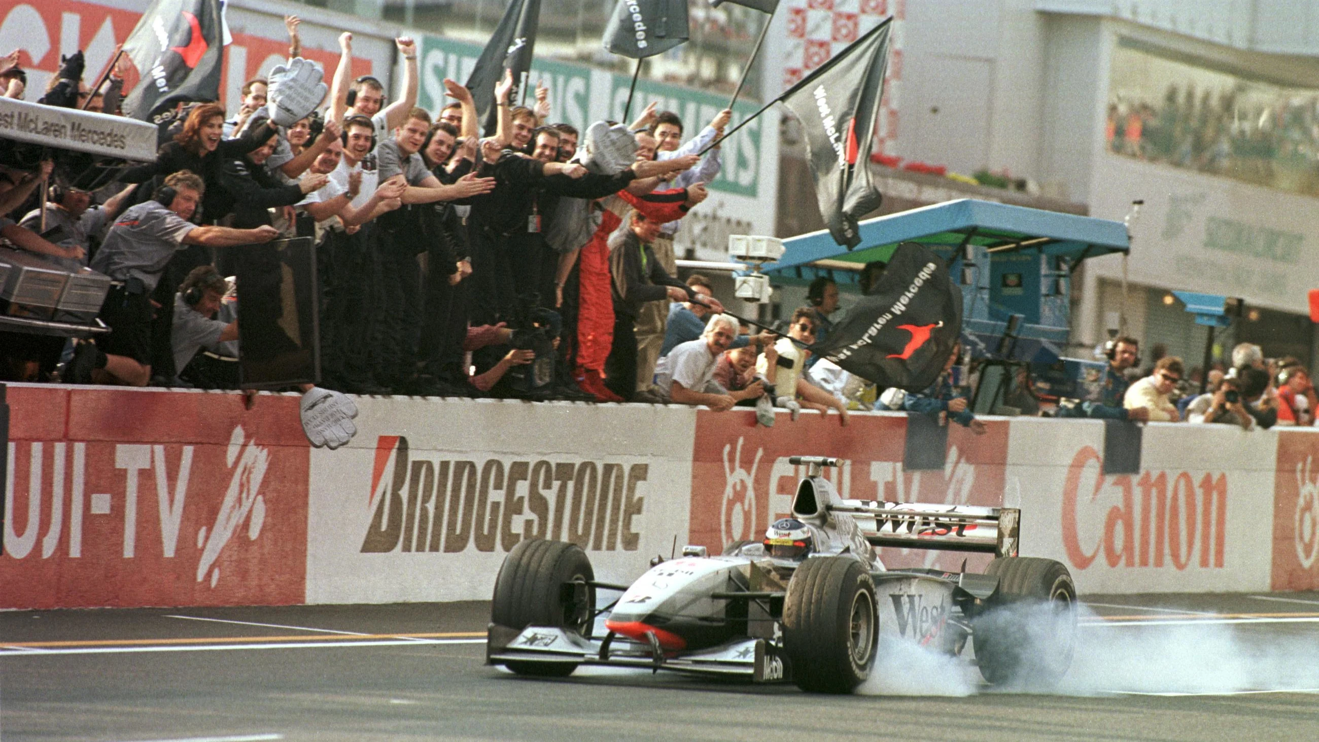 Japanese Grand Prix. Suzuka, Japan. 30/10-1/11 1998. Mika Hakkinen (McLaren MP4/13 Mercedes-Benz)