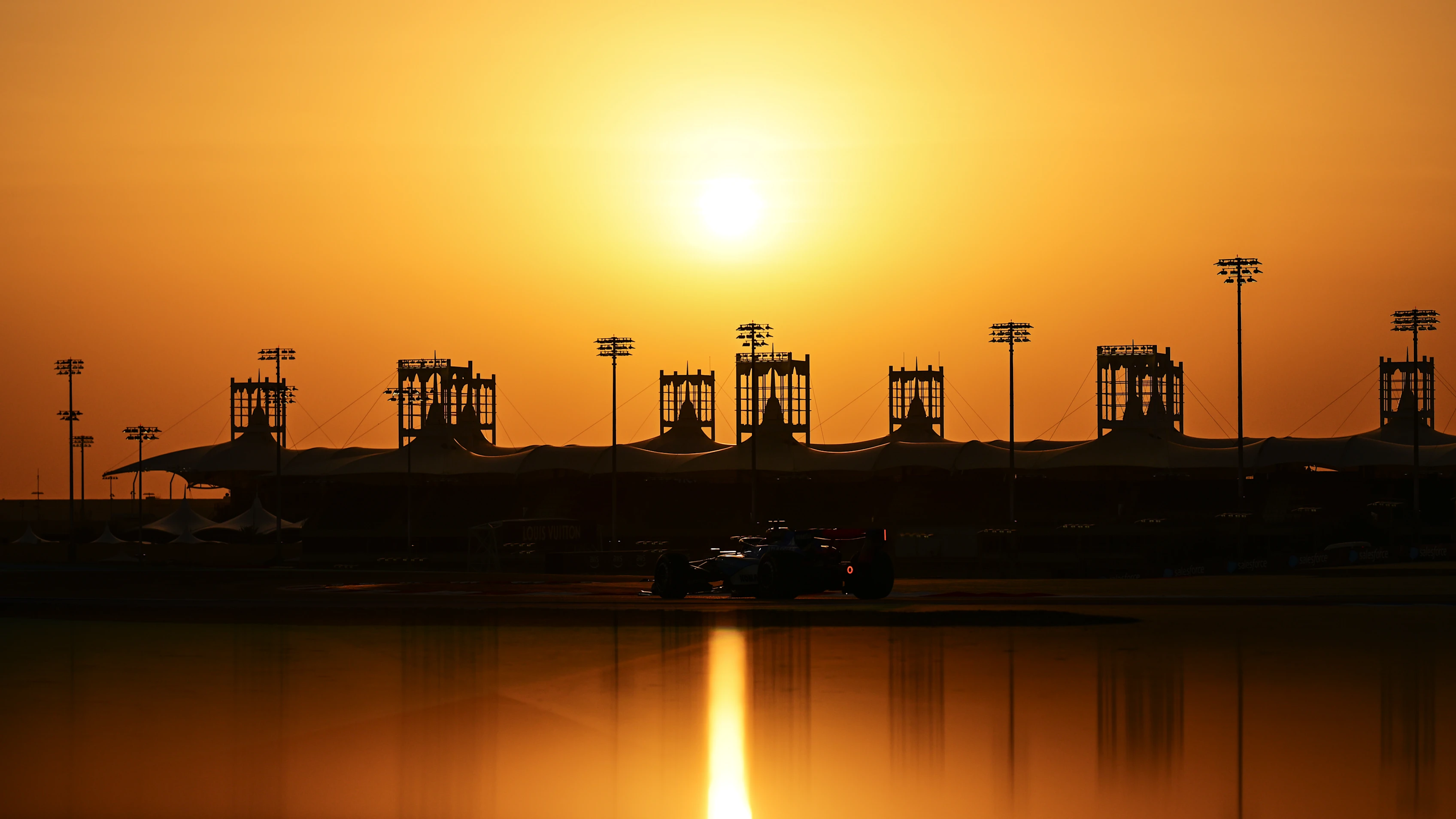 BAHRAIN, BAHRAIN - FEBRUARY 11: Alexander Albon of Thailand driving the (23) Williams FW48 Mercedes