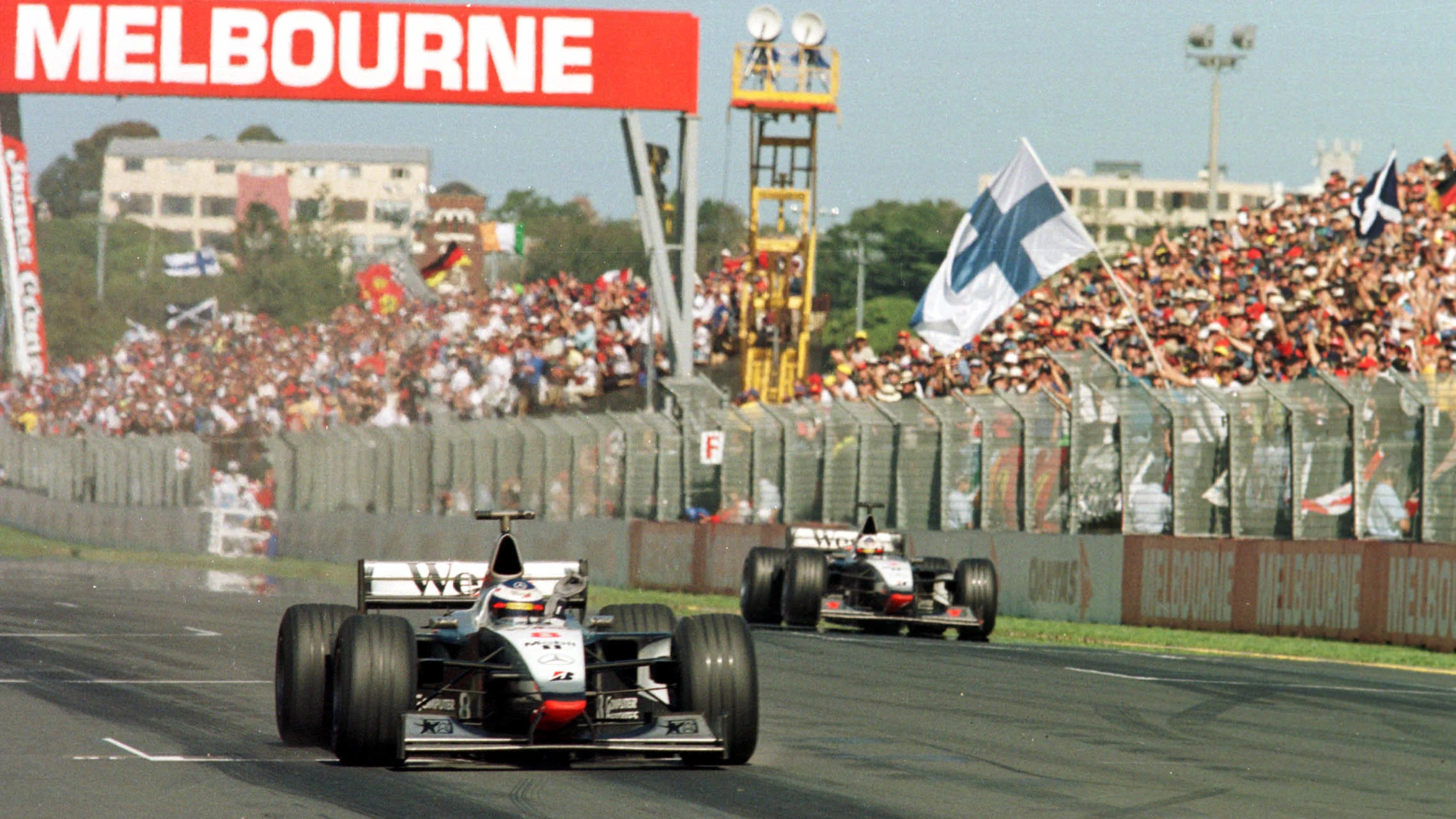 1998 Australian Grand Prix. Albert Park, Melbourne, Australia. 6-8 March 1998. Mika Hakkinen and