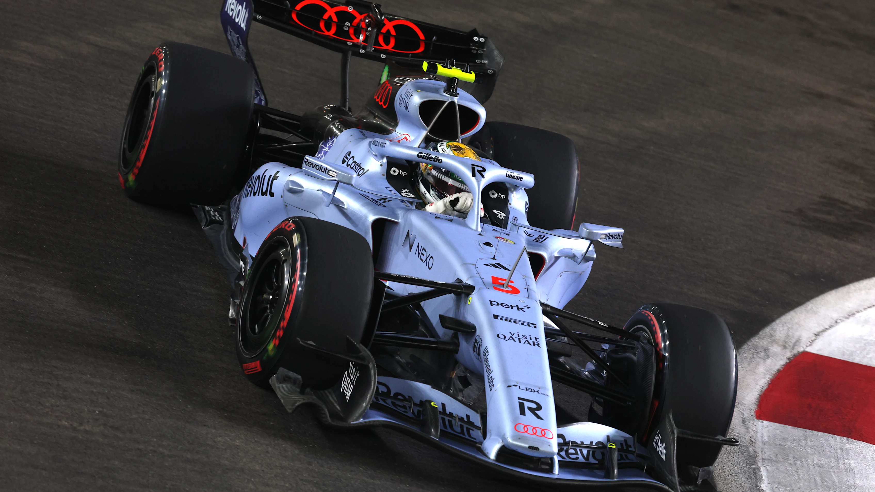 SINGAPORE, SINGAPORE - OCTOBER 10: Gabriel Bortoleto of Brazil driving the (5) Audi F1 Team R26 on