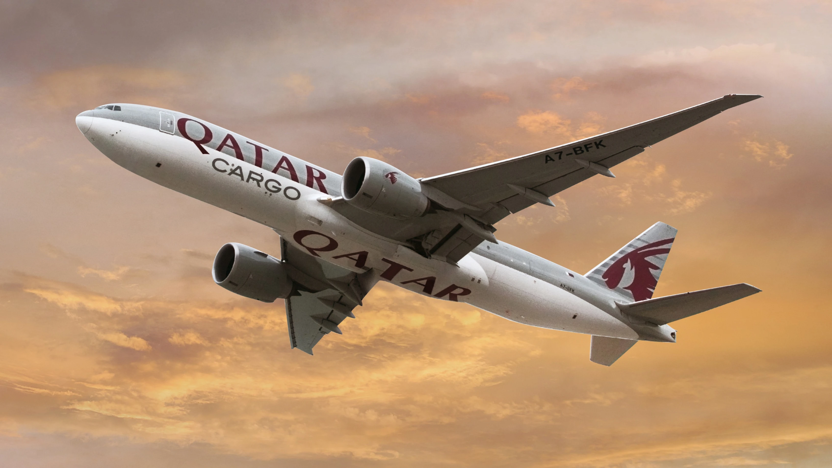 Qatar Airways 777 Sunset 169.jpg