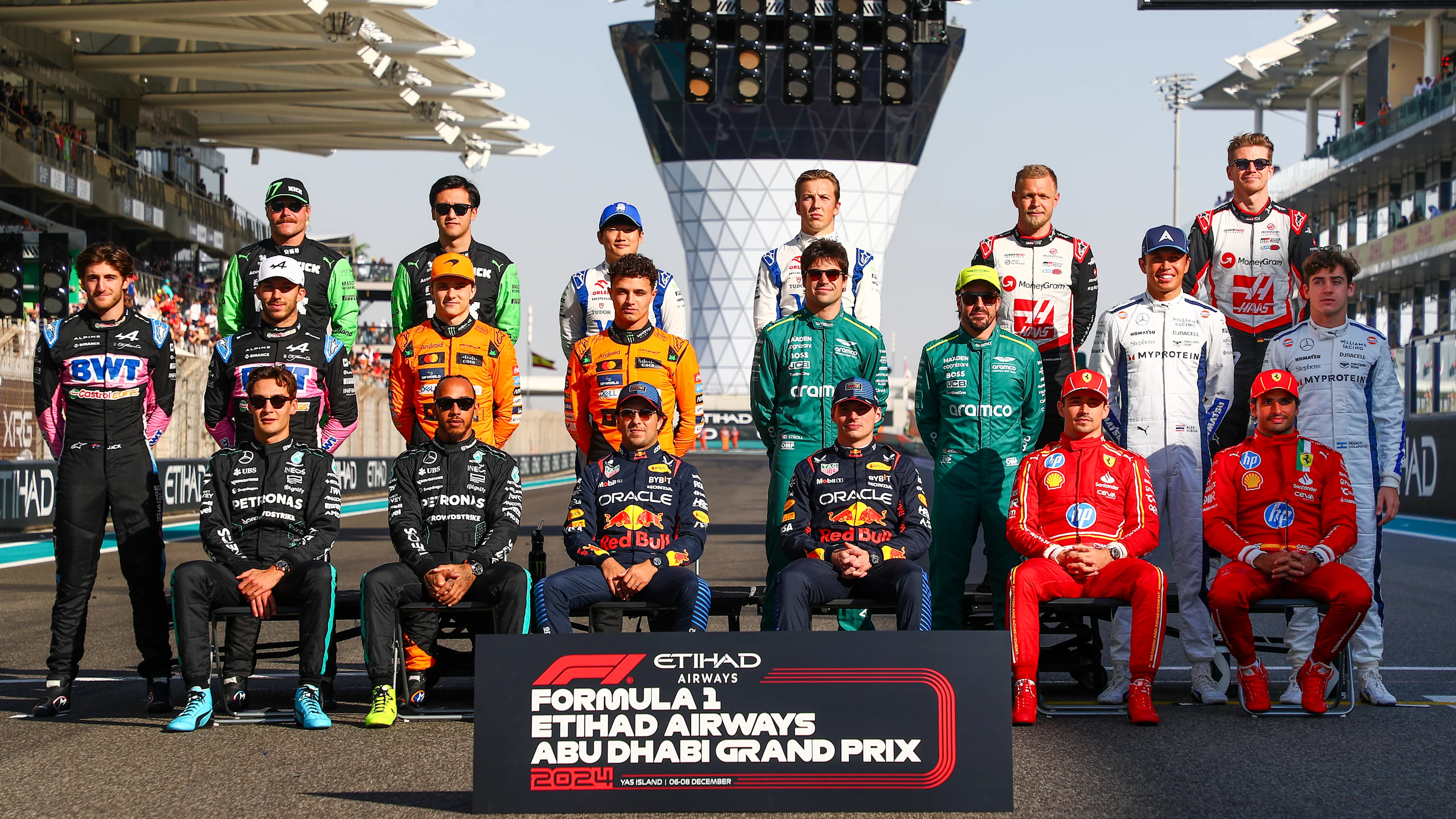 TABU DHABI, UNITED ARAB EMIRATES - DECEMBER 08: The 2024 F1 Drivers Class Photo takes place on