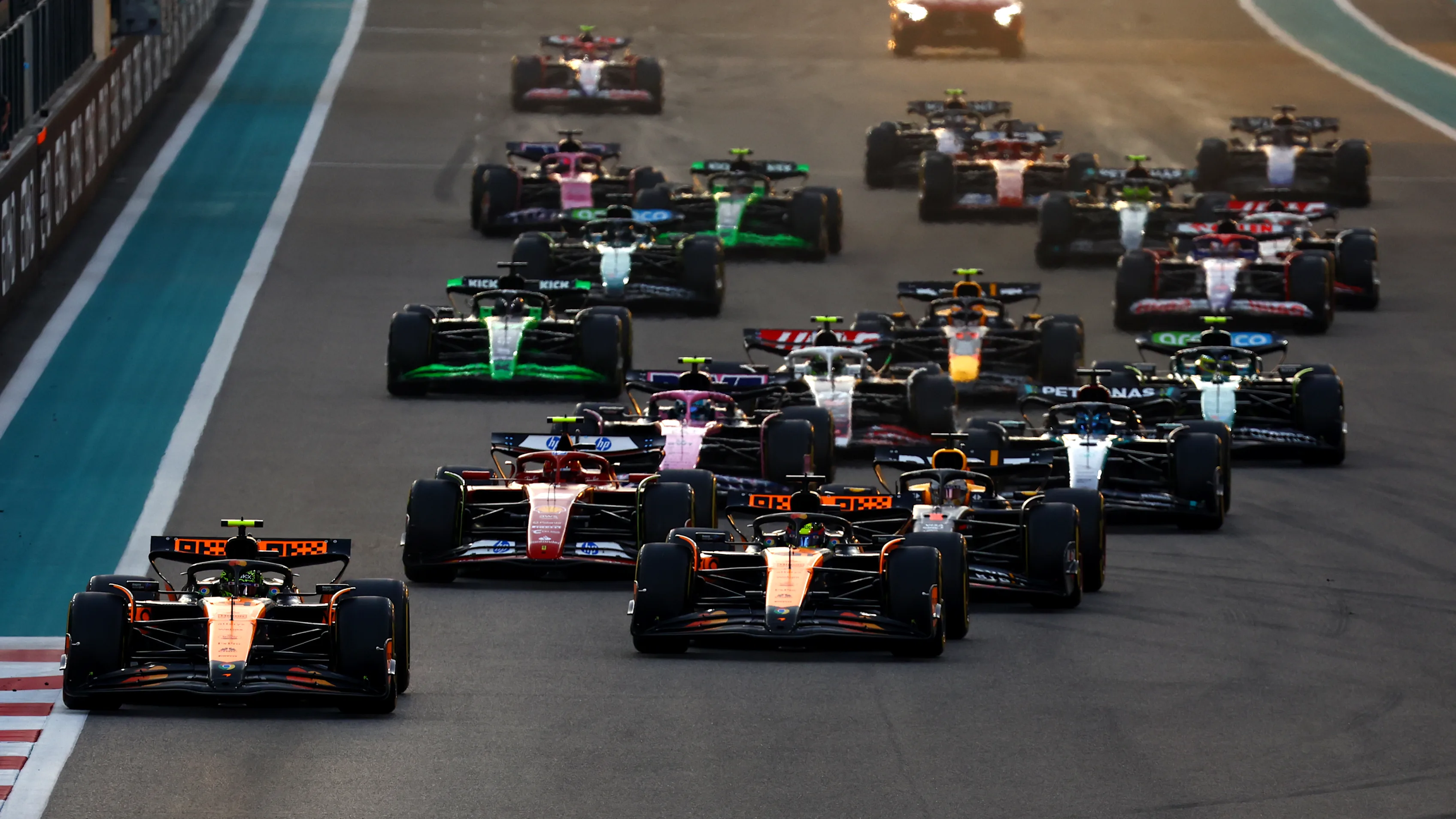 ABU DHABI, UNITED ARAB EMIRATES - DECEMBER 08: Lando Norris of Great Britain driving the (4)