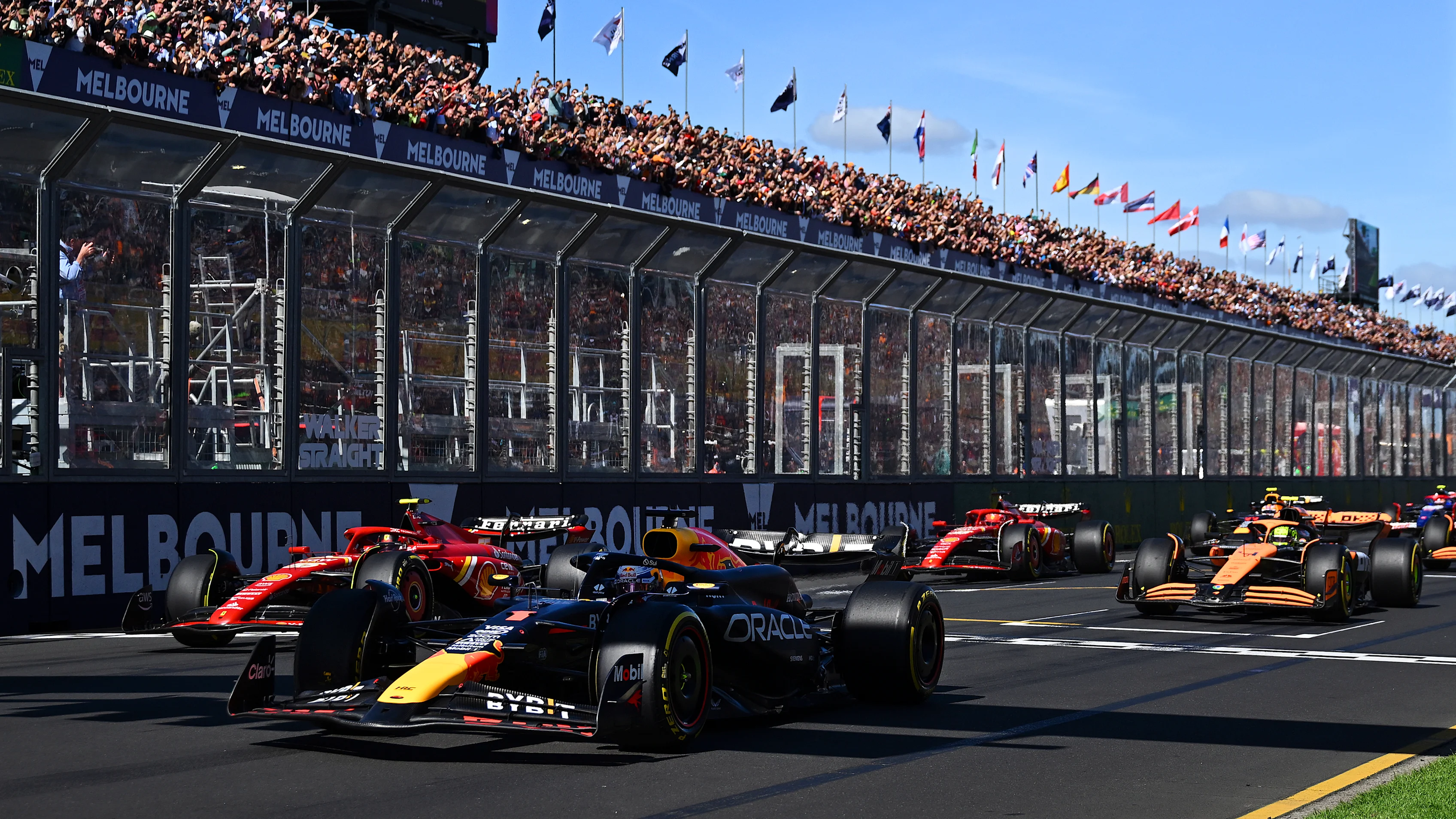 MELBOURNE, AUSTRALIA - MARCH 24: Max Verstappen of the Netherlands driving the (1) Oracle Red Bull