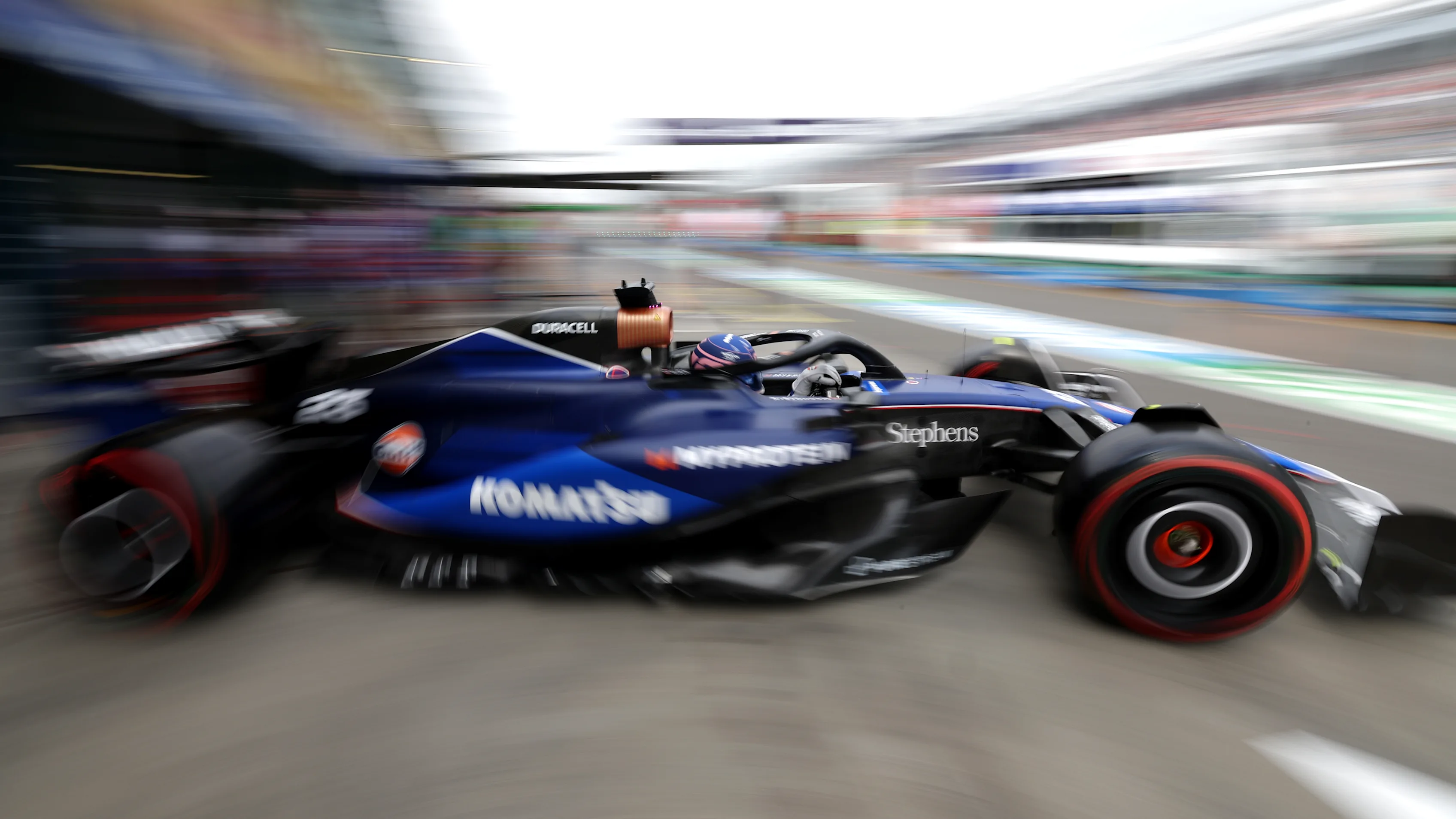 MELBOURNE, AUSTRALIA - MARCH 23: Alexander Albon of Thailand driving the (23) Williams FW46