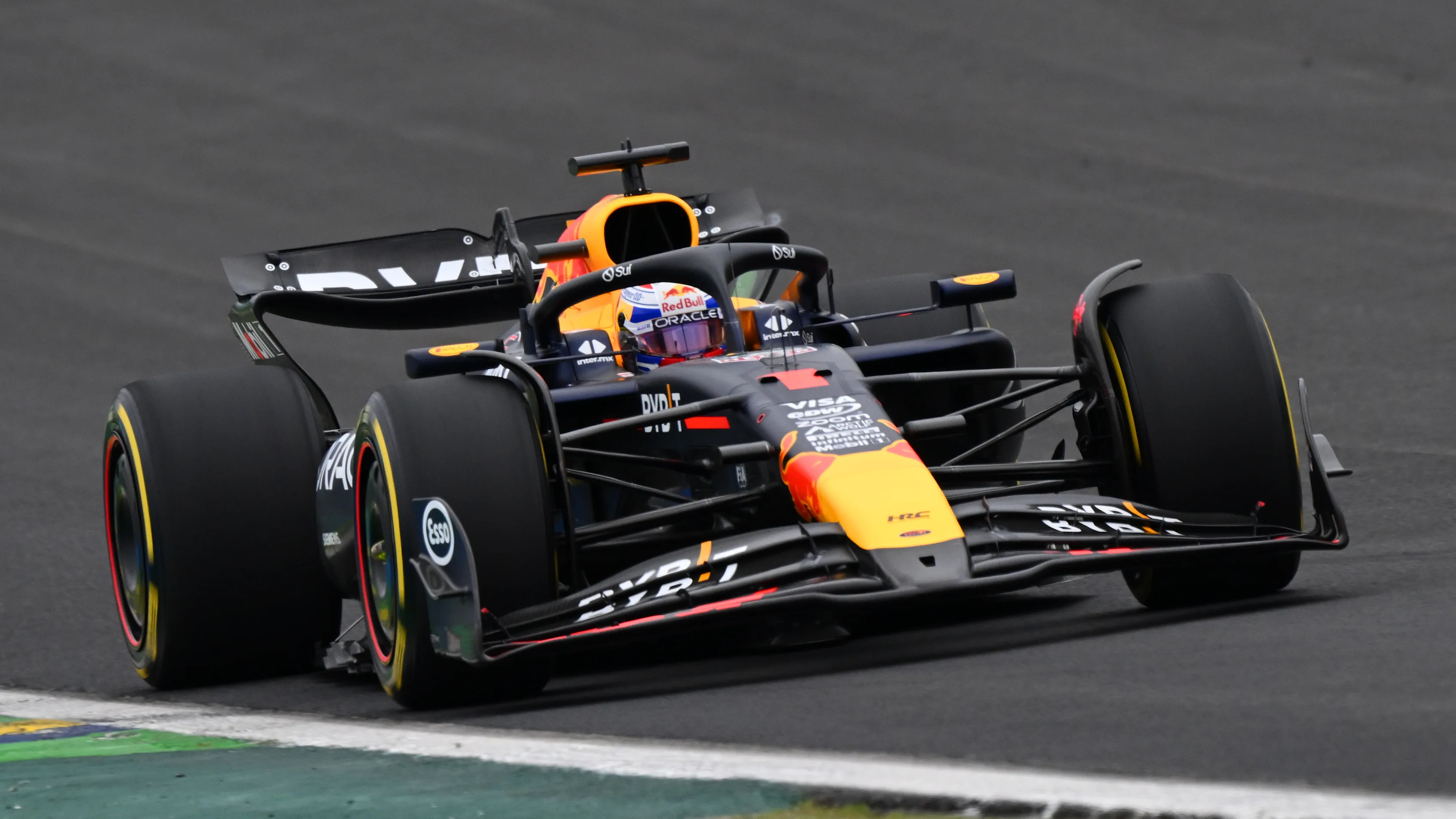 SAO PAULO, BRAZIL - NOVEMBER 01: Max Verstappen of the Netherlands driving the (1) Oracle Red Bull