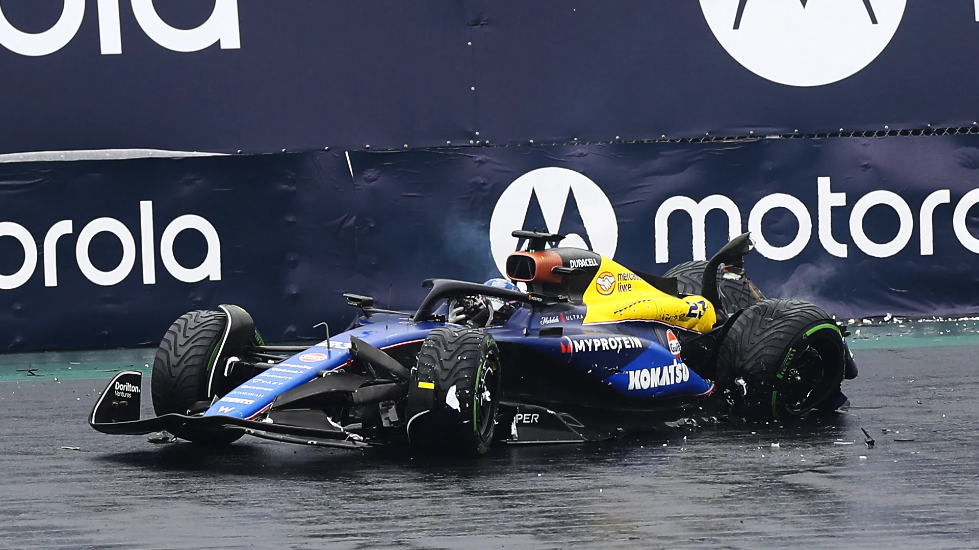 SAO PAULO, BRAZIL - NOVEMBER 03: Alexander Albon of Thailand driving the (23) Williams FW46