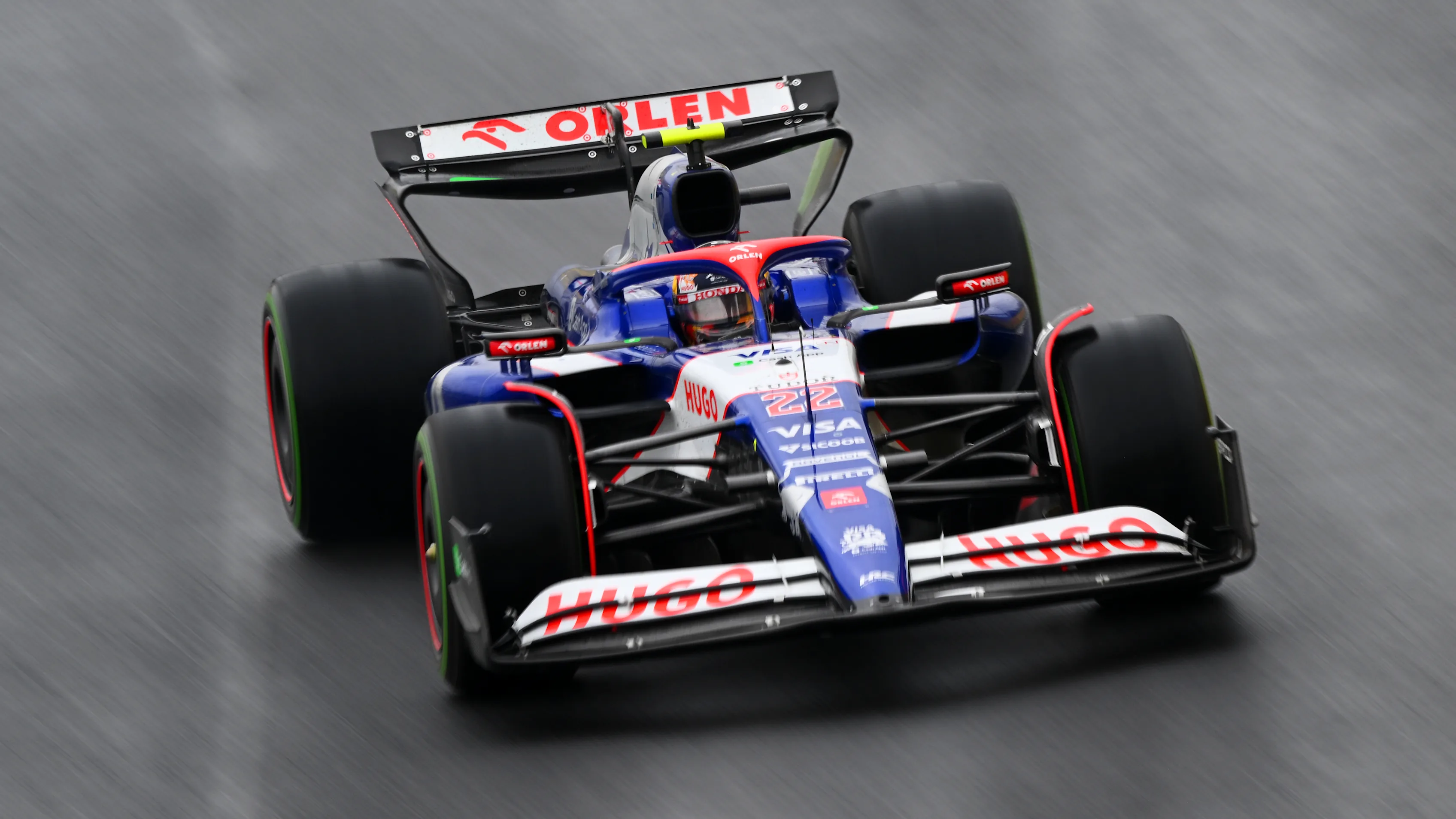 SAO PAULO, BRAZIL - NOVEMBER 03: Yuki Tsunoda of Japan driving the (22) Visa Cash App RB VCARB 01