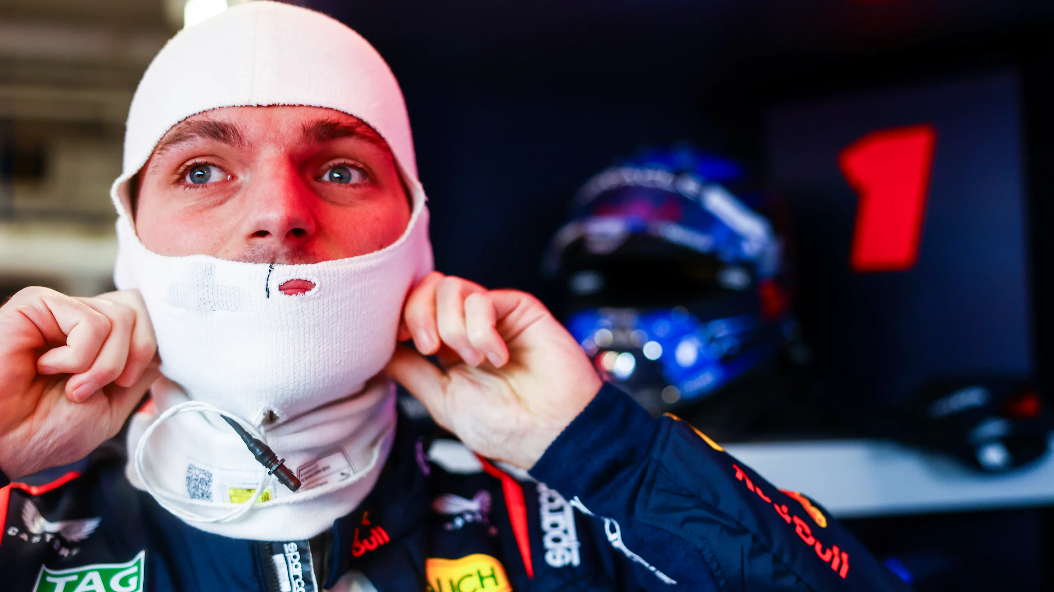 LAS VEGAS, NEVADA - NOVEMBER 21: Max Verstappen of the Netherlands and Oracle Red Bull Racing