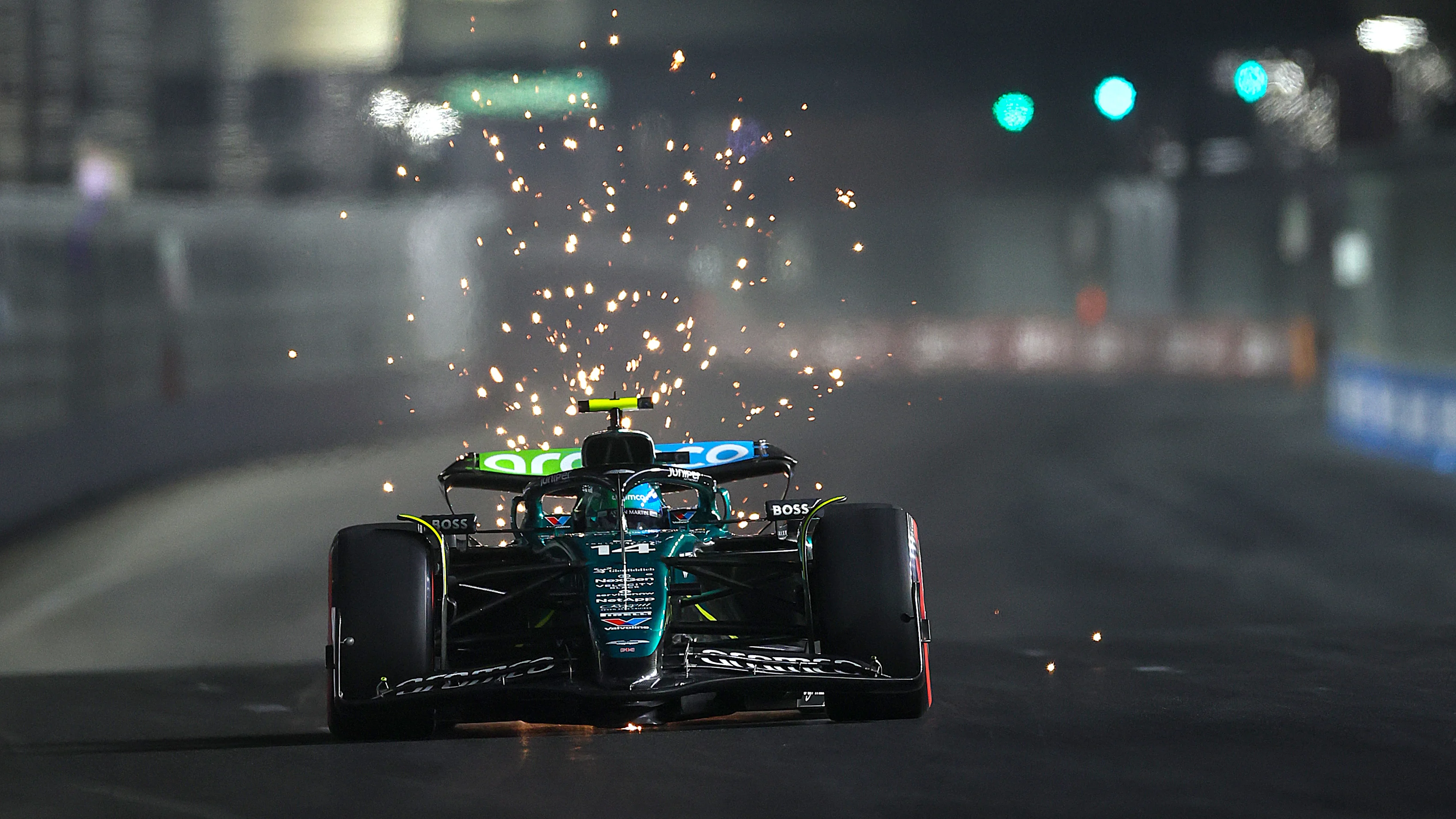 LAS VEGAS, NEVADA - NOVEMBER 22: Fernando Alonso of Spain driving the (14) Aston Martin AMR24