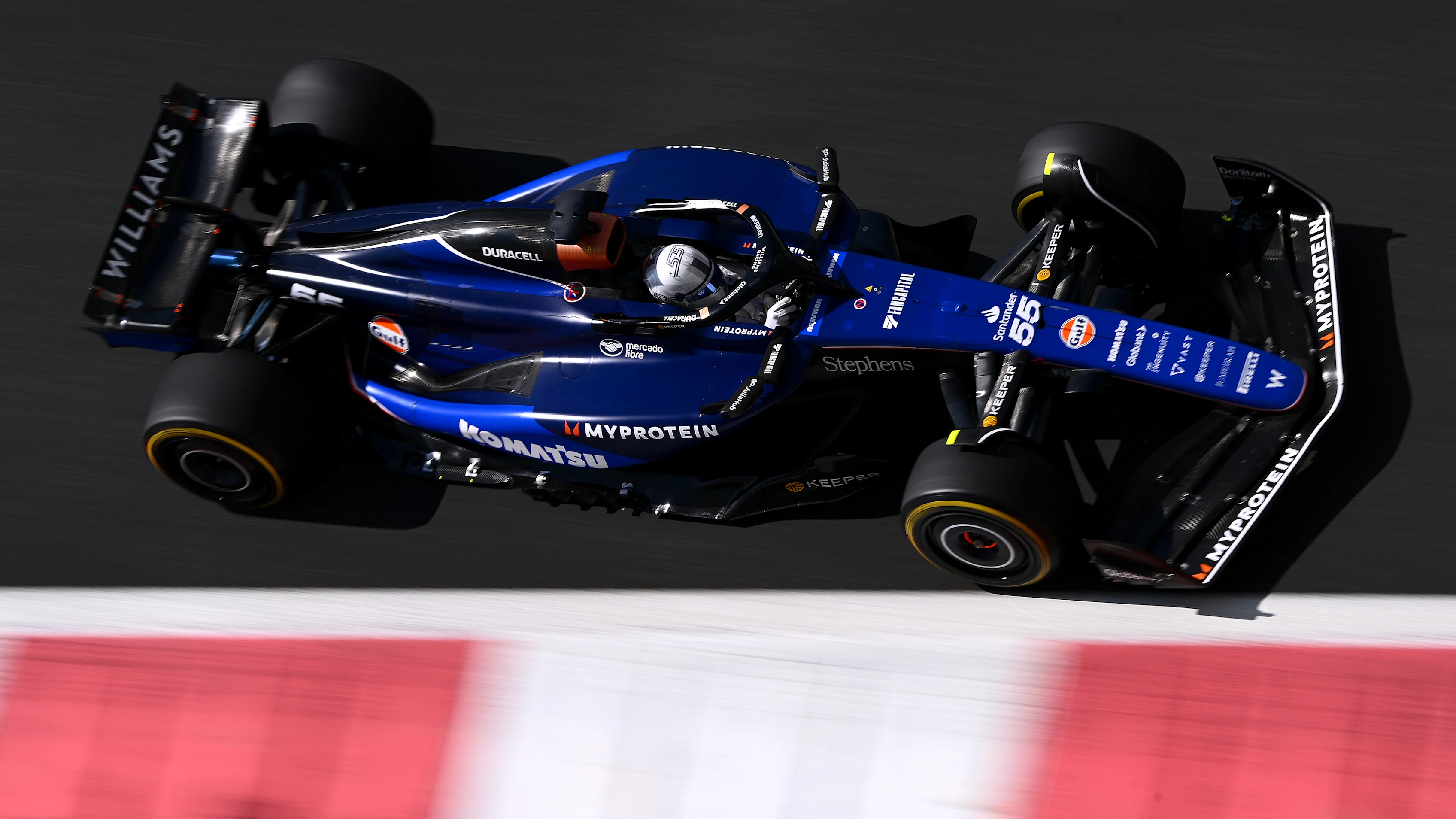 ABU DHABI, UNITED ARAB EMIRATES - DECEMBER 10: Carlos Sainz of Spain driving the (55) Williams FW46