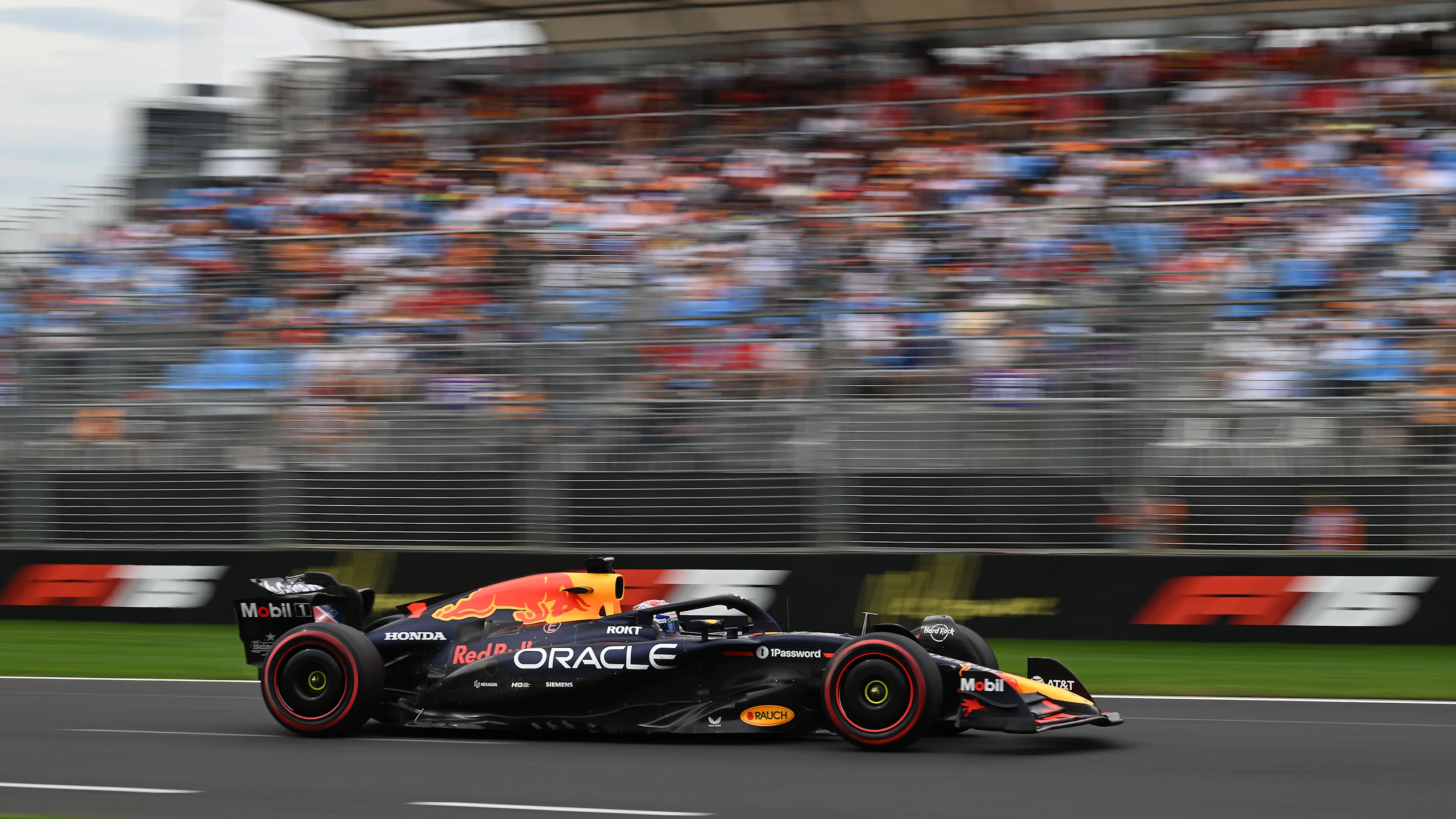 MELBOURNE, AUSTRALIA - MARCH 15: Max Verstappen of the Netherlands driving the (1) Oracle Red Bull