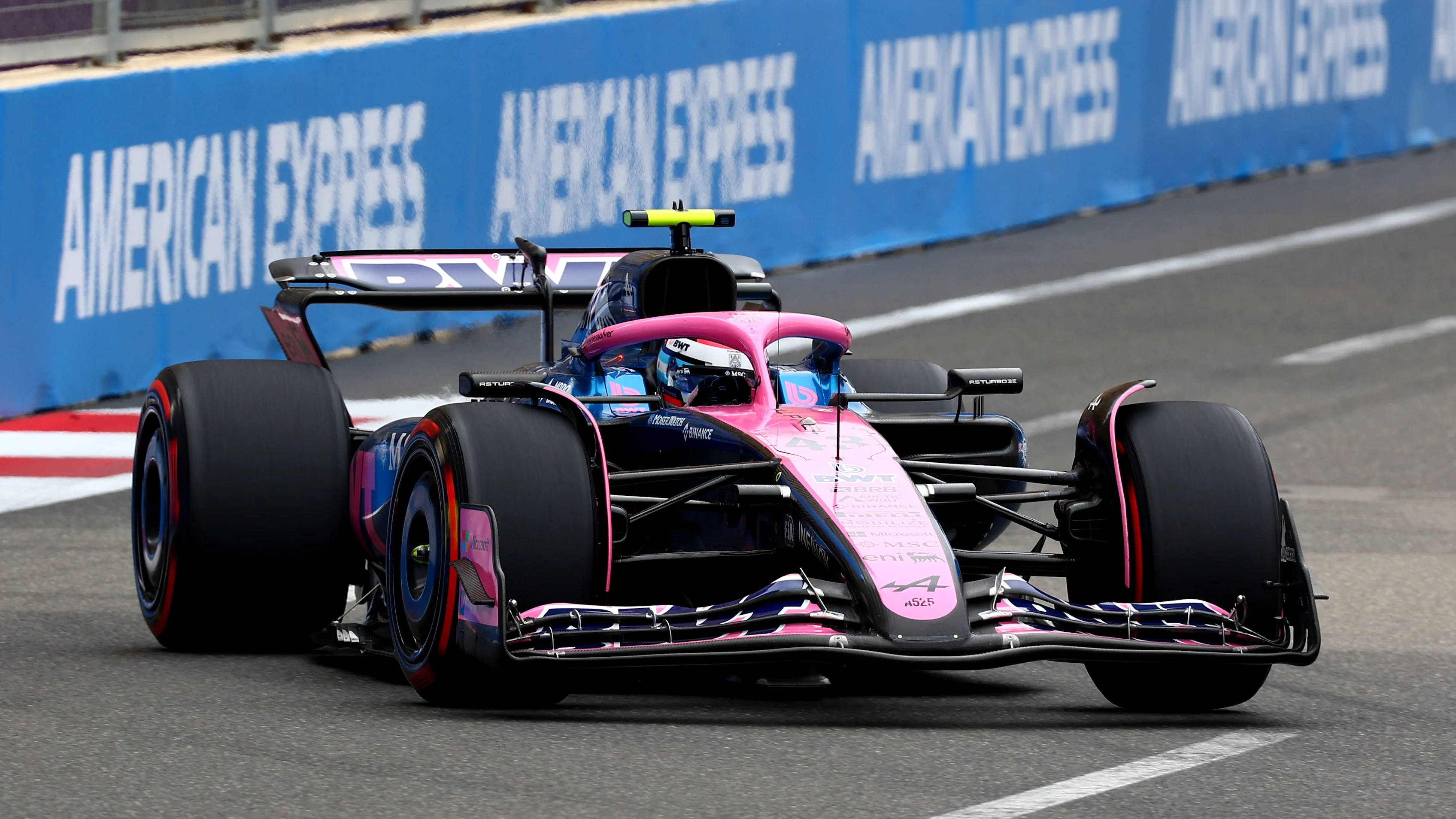 BAKU, AZERBAIJAN - SEPTEMBER 21: Franco Colapinto of Argentina driving the (43) Alpine F1 A525