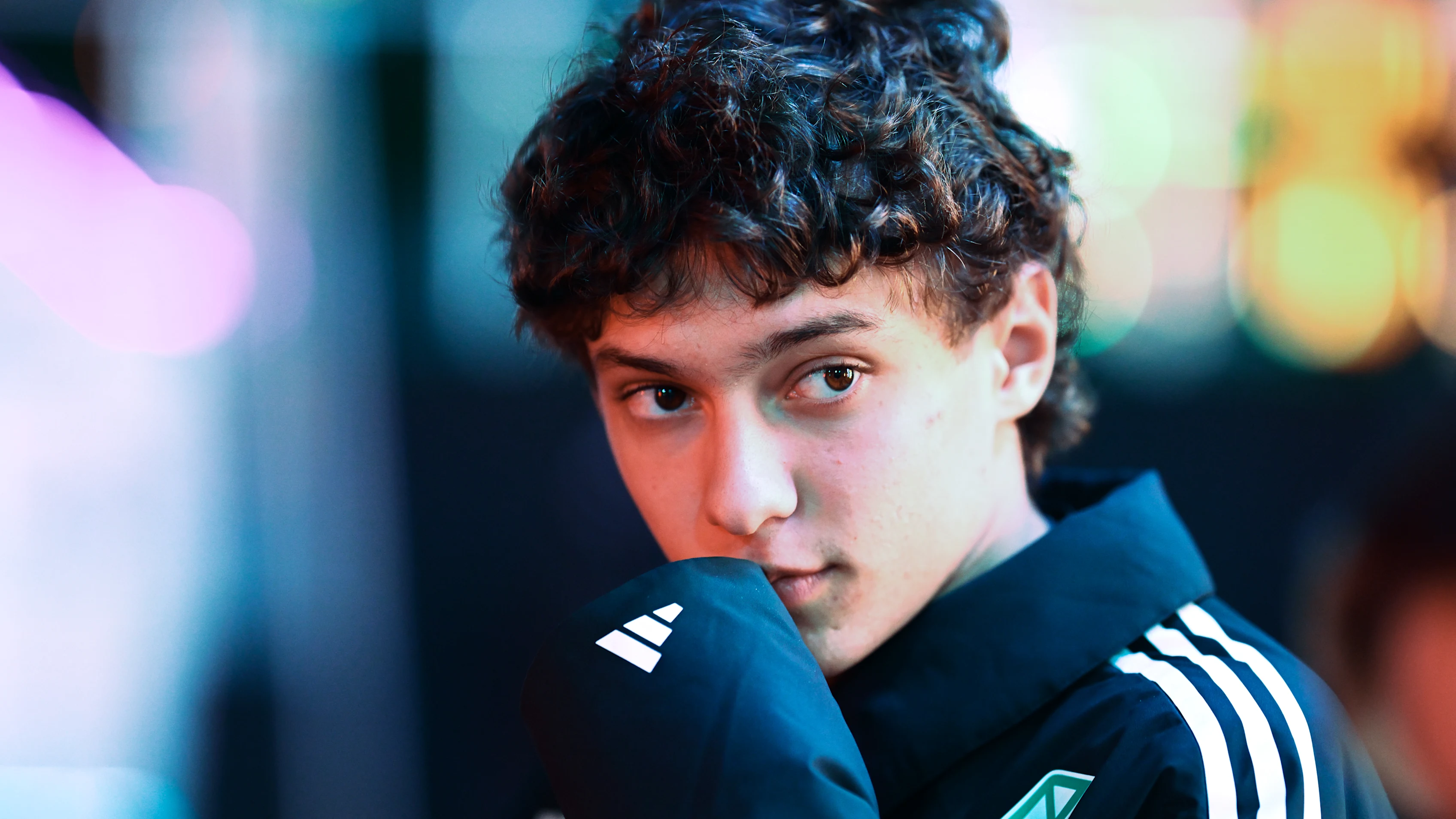 LAS VEGAS, NEVADA - NOVEMBER 19: Andrea Kimi Antonelli of Italy and Mercedes AMG Petronas F1 Team