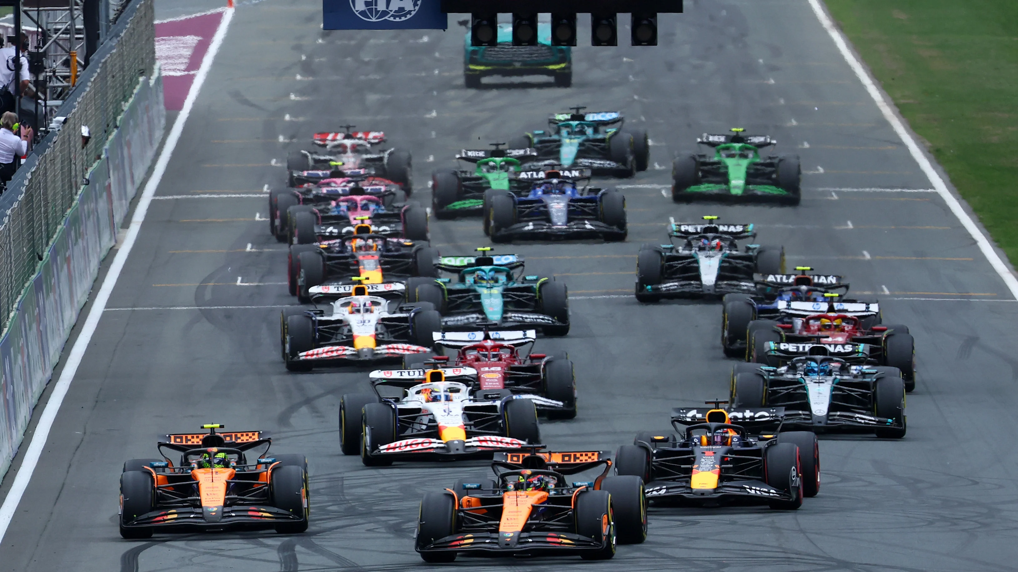 ZANDVOORT, NETHERLANDS - AUGUST 31: Oscar Piastri of Australia driving the (81) McLaren MCL39
