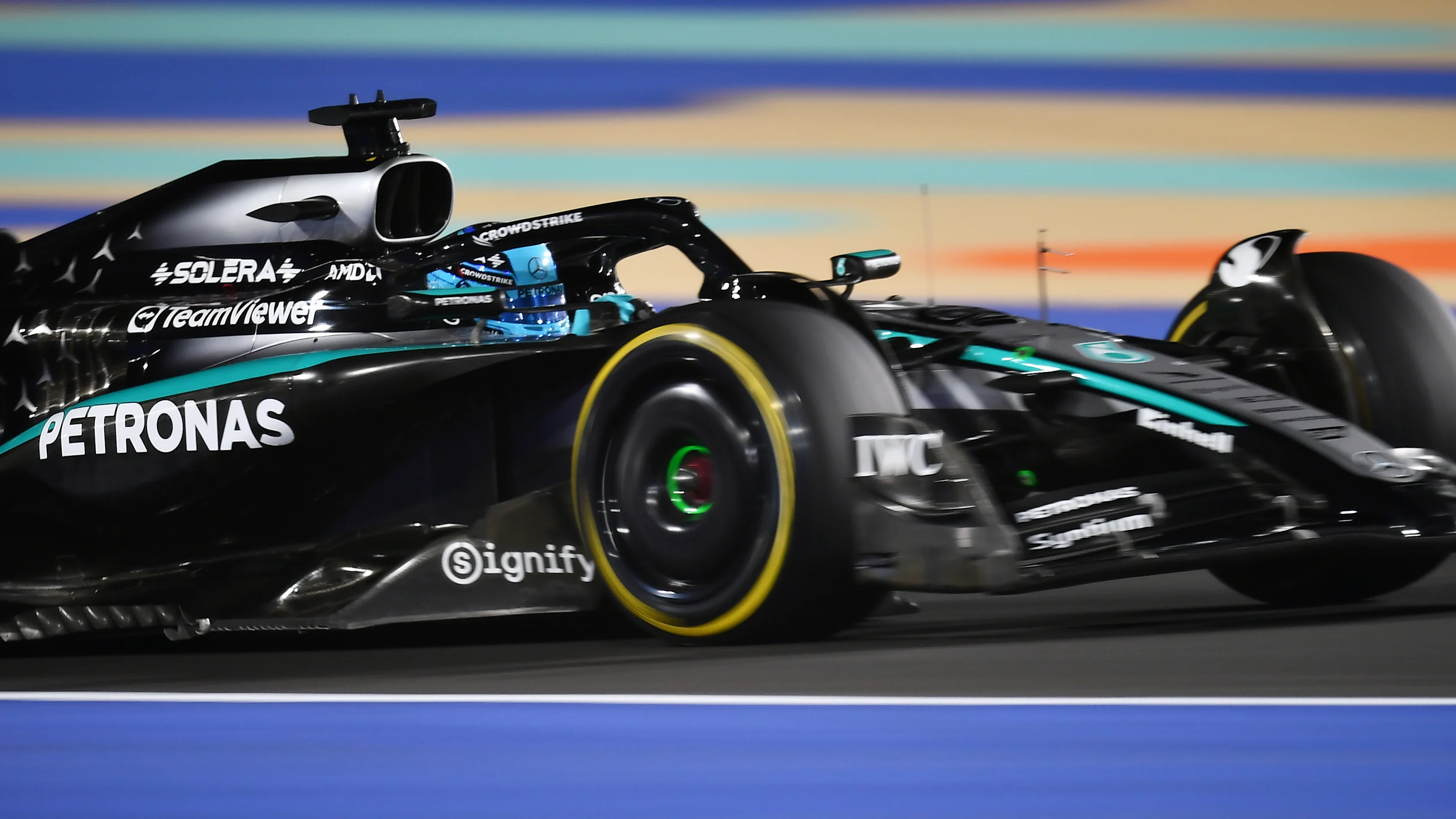 LUSAIL CITY, QATAR - NOVEMBER 29: George Russell of Great Britain driving the (63) Mercedes AMG