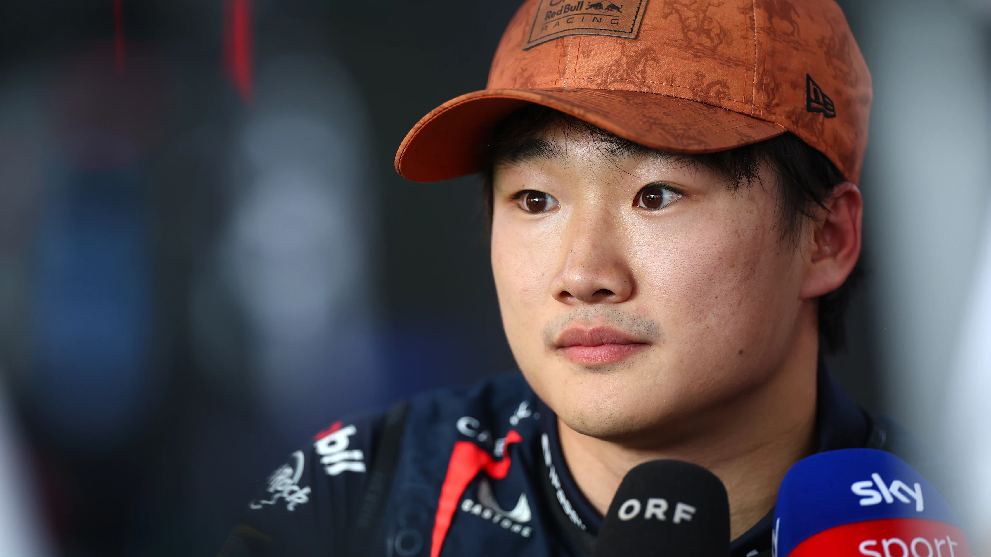 AUSTIN, TEXAS - OCTOBER 18: Thirteenth placed qualifier Yuki Tsunoda of Japan and Oracle Red Bull