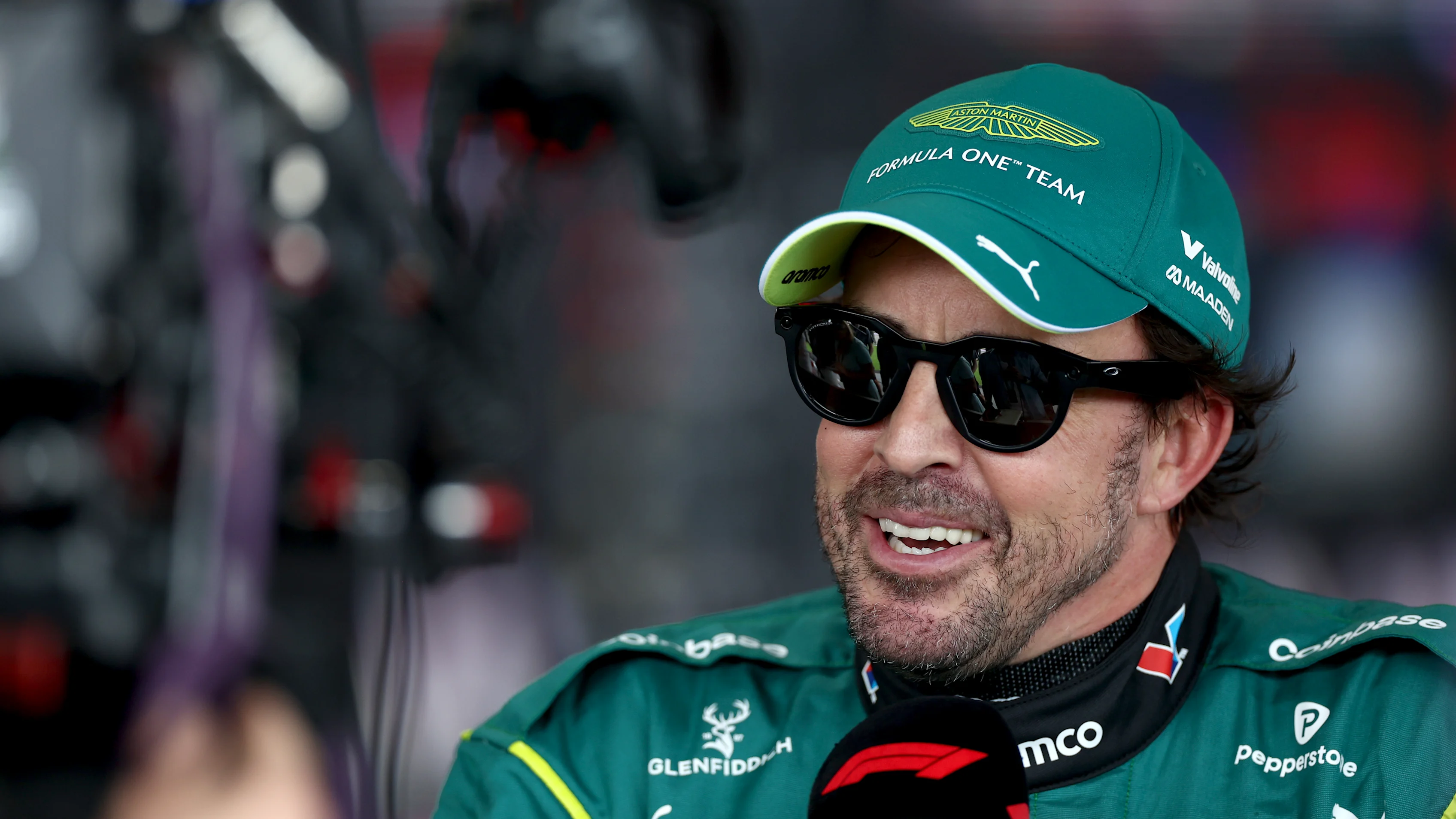 MELBOURNE, AUSTRALIA - MARCH 07: Seventeenth placed qualifier Fernando Alonso of Spain and Aston