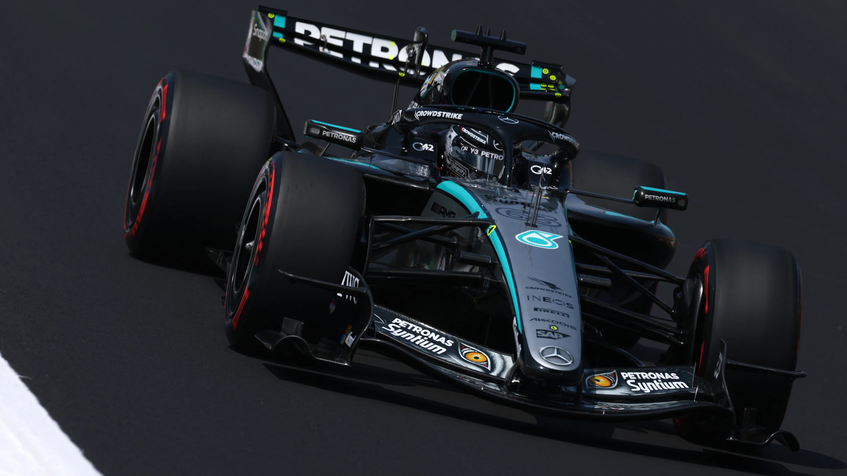 SUZUKA, JAPAN - MARCH 28: George Russell of Great Britain driving the (63) Mercedes AMG Petronas F1