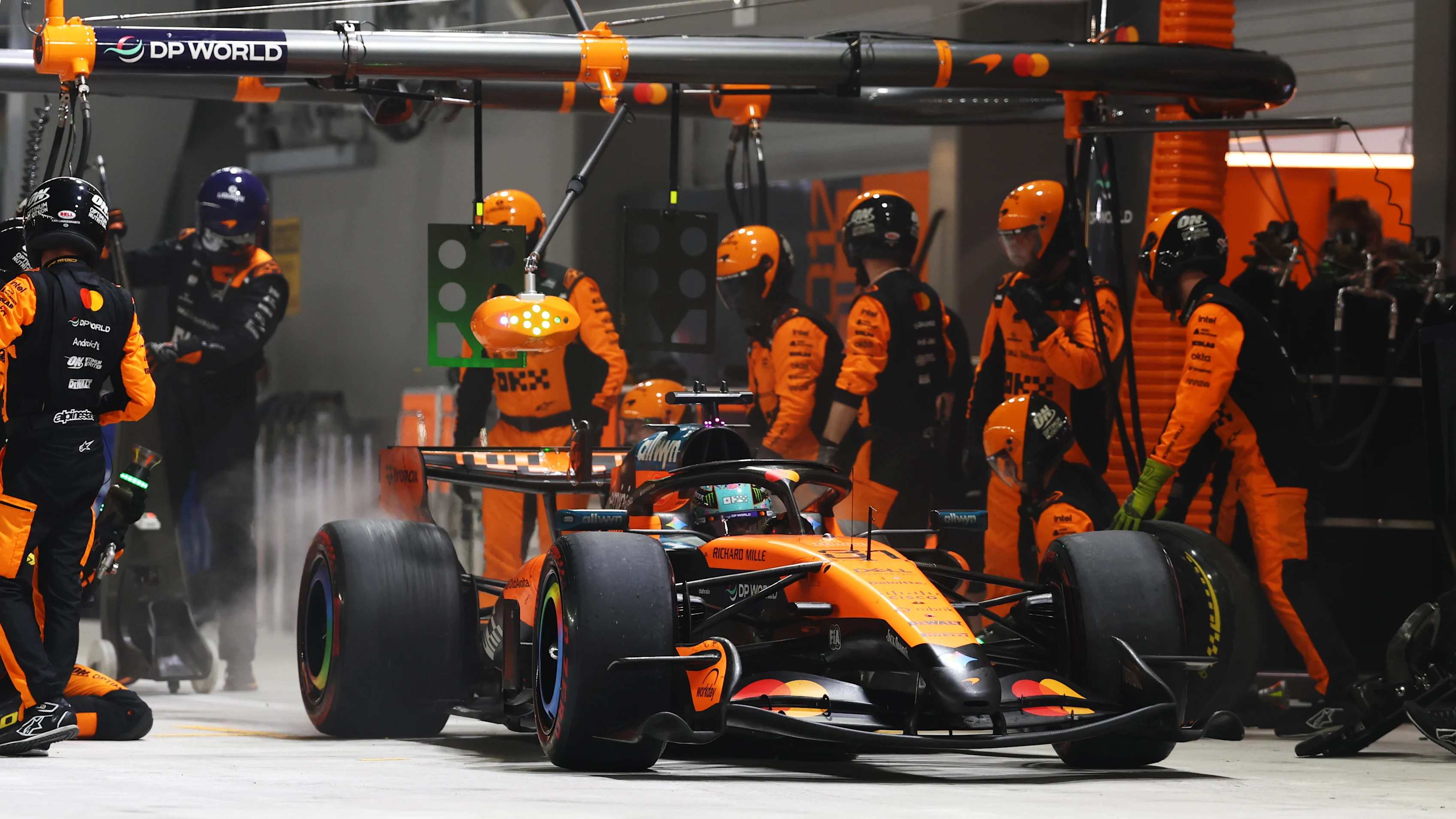 SINGAPORE, SINGAPORE - OCTOBER 11: Oscar Piastri of Australia driving the (81) McLaren MCL40