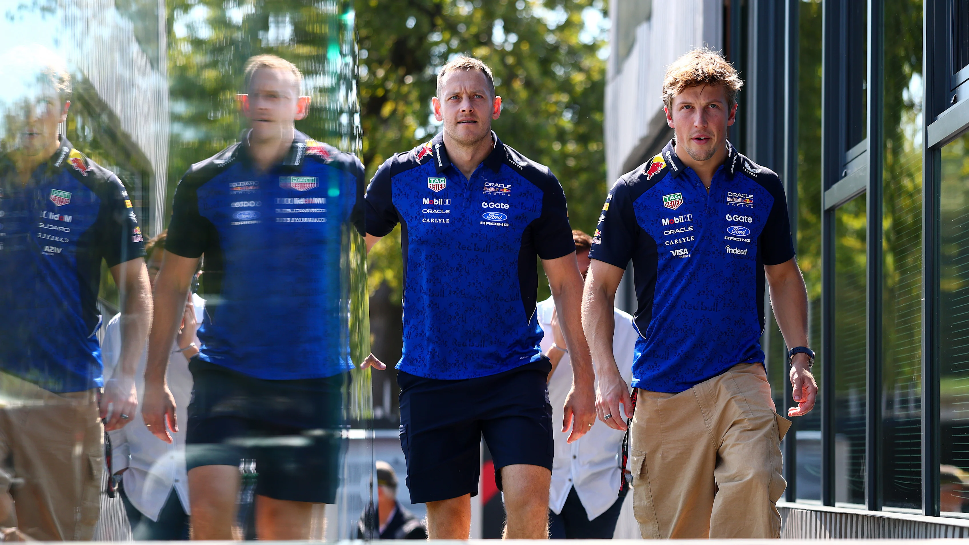 MONZA, ITALY - SEPTEMBER 03: Liam Lawson of New Zealand and Oracle Red Bull Racing walks in the