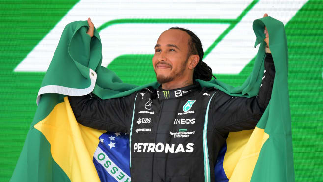 ‘A corrida mais especial da minha carreira’: Hamilton chama o Brasil 2021 de sua ‘melhor corrida’ ao comemorar 10 anos na Mercedes