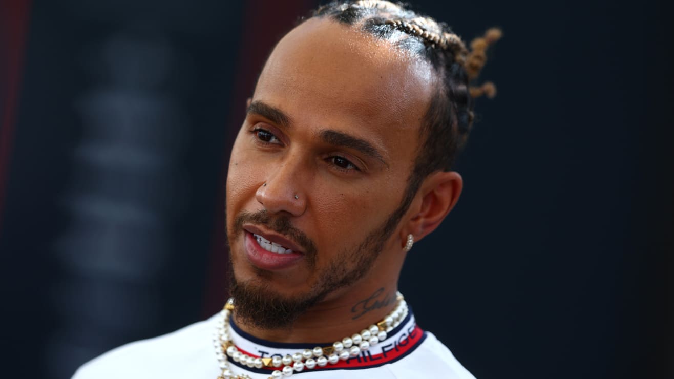 'He had reached out to me' – Hamilton denies approaching Horner regarding possible 2024 Red Bull seat