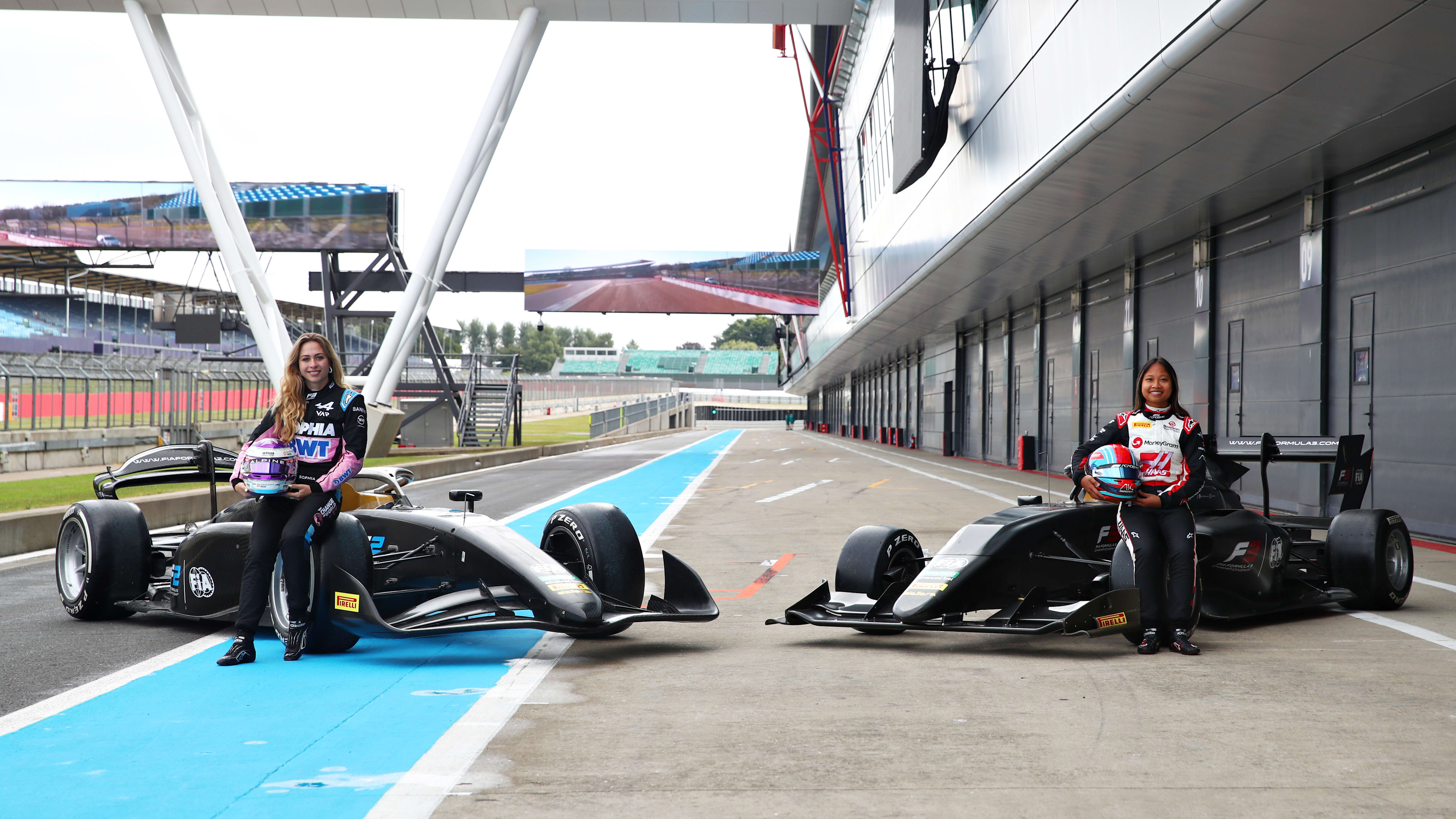 F3's Floersch and F1 ACADEMY's Chambers take part in F2 and F3 tests to improve accessibility for the future