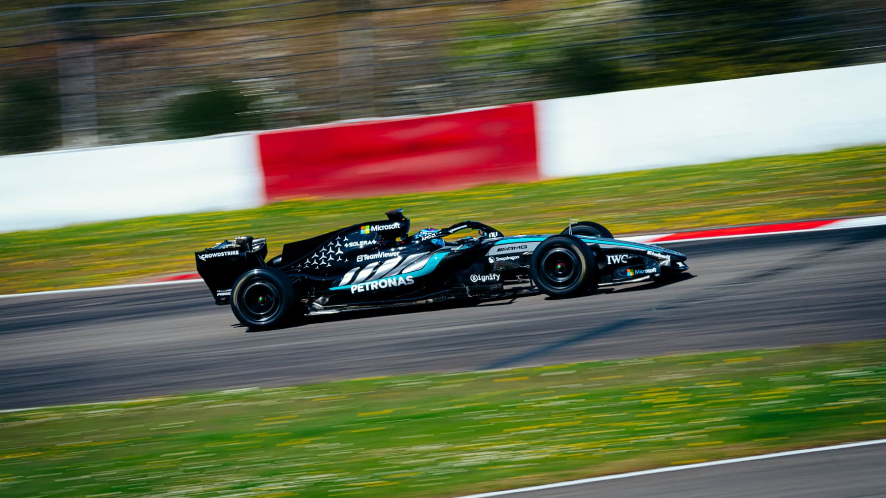 F1 returns to Nurburgring for Pirelli tyre test