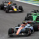 SAO PAULO, BRAZIL - NOVEMBER 09: Carlos Sainz of Spain driving the (55) Williams FW47 Mercedes leads Nico Hulkenberg of Germany driving the (27) Kick Sauber C45 Ferrari and Max Verstappen of the Netherlands driving the (1) Oracle Red Bull Racing RB21 on track during the F1 Grand Prix of Brazil at Autodromo Jose Carlos Pace on November 09, 2025 in Sao Paulo, Brazil. (Photo by Peter Fox/Getty Images)