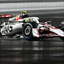 LAS VEGAS, NEVADA - NOVEMBER 21: Oliver Bearman of Great Britain driving the (87) Haas F1 VF-25 Ferrari on track during qualifying ahead of the F1 Grand Prix of Las Vegas at Las Vegas Strip Circuit on November 21, 2025 in Las Vegas, Nevada. (Photo by Clive Mason/Getty Images)