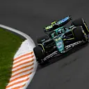 ZANDVOORT, NETHERLANDS - AUGUST 29: Fernando Alonso of Spain driving the (14) Aston Martin F1 Team AMR25 Mercedes on track during practice ahead of the F1 Grand Prix of Netherlands at Circuit Zandvoort on August 29, 2025 in Zandvoort, Netherlands. (Photo by Rudy Carezzevoli/Getty Images)