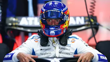 JEDDAH, SAUDI ARABIA - APRIL 20: Carlos Sainz of Spain driving the (55) Williams FW47 Mercedes