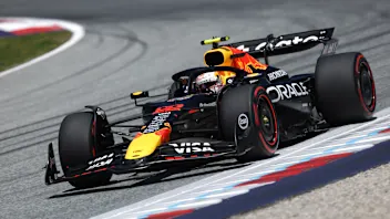 SPIELBERG, AUSTRIA - JUNE 28: Yuki Tsunoda of Japan driving the (22) Oracle Red Bull Racing RB21 on