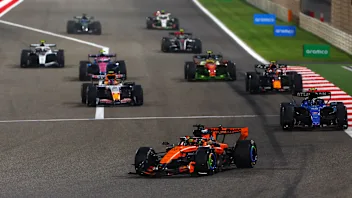 BAHRAIN, BAHRAIN - FEBRUARY 18: Oscar Piastri of Australia driving the (81) McLaren MCL40 Mercedes