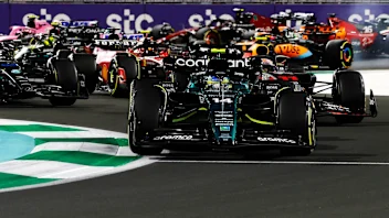 Start, action, Jeddah Corniche Circuit, GP2302a, F1, GP, Saudi Arabia
Fernando Alonso, Aston Martin