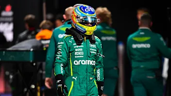 LAS VEGAS, NEVADA - NOVEMBER 21: Seventh placed qualifier Fernando Alonso of Spain and Aston Martin