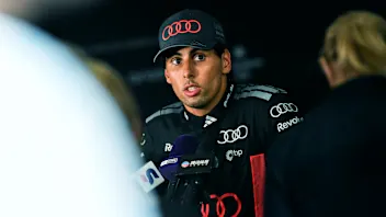 BAKU, AZERBAIJAN - SEPTEMBER 25: Seventeenth placed qualifier Gabriel Bortoleto of Brazil and Audi