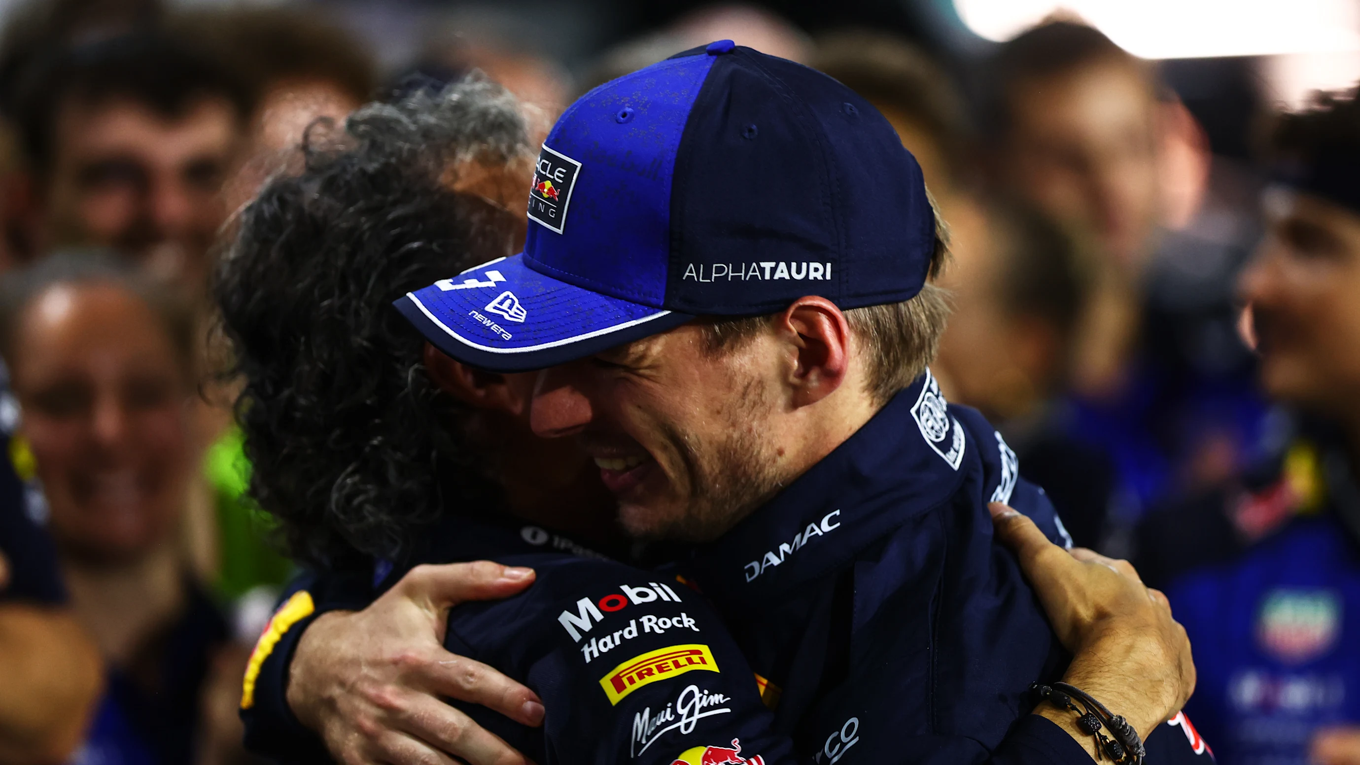 KUALA LUMPUR, MALAYSIA - OCTOBER 04: Race winner Max Verstappen of the Netherlands and Oracle Red
